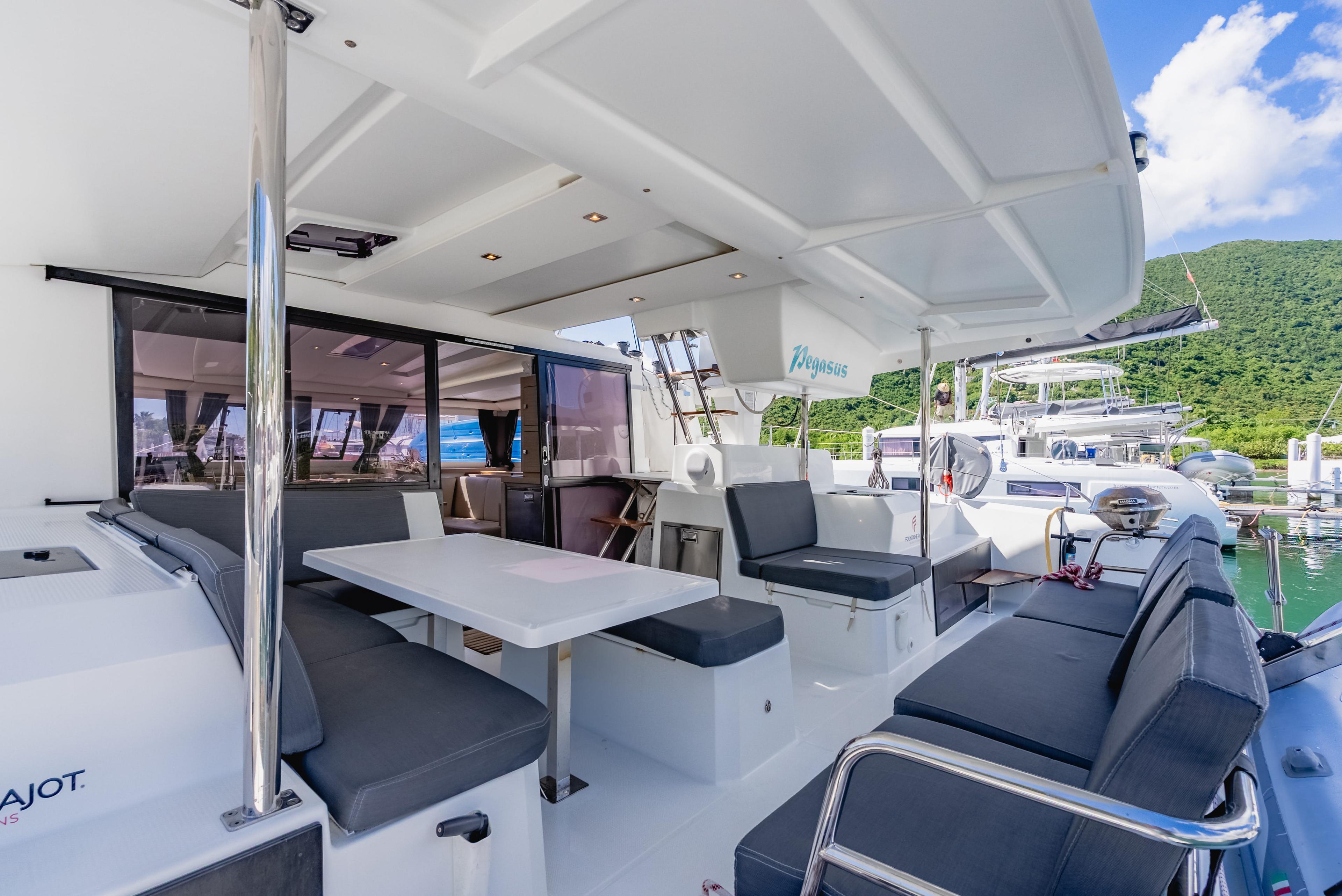 Fountaine Pajot Astrea 42 - 3 + 1 cab., picture 13