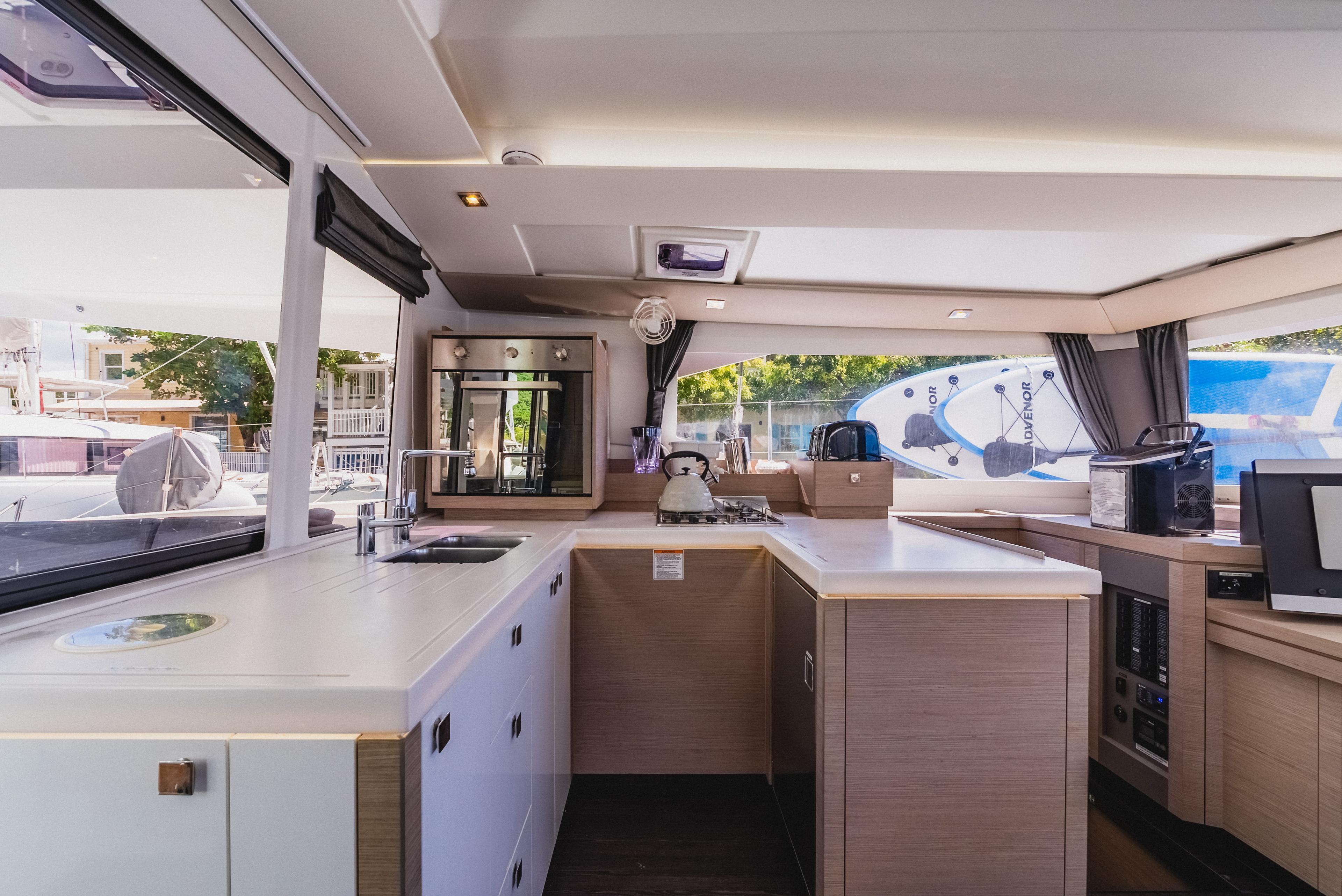 Fountaine Pajot Astrea 42 - 3 + 1 cab., picture 20