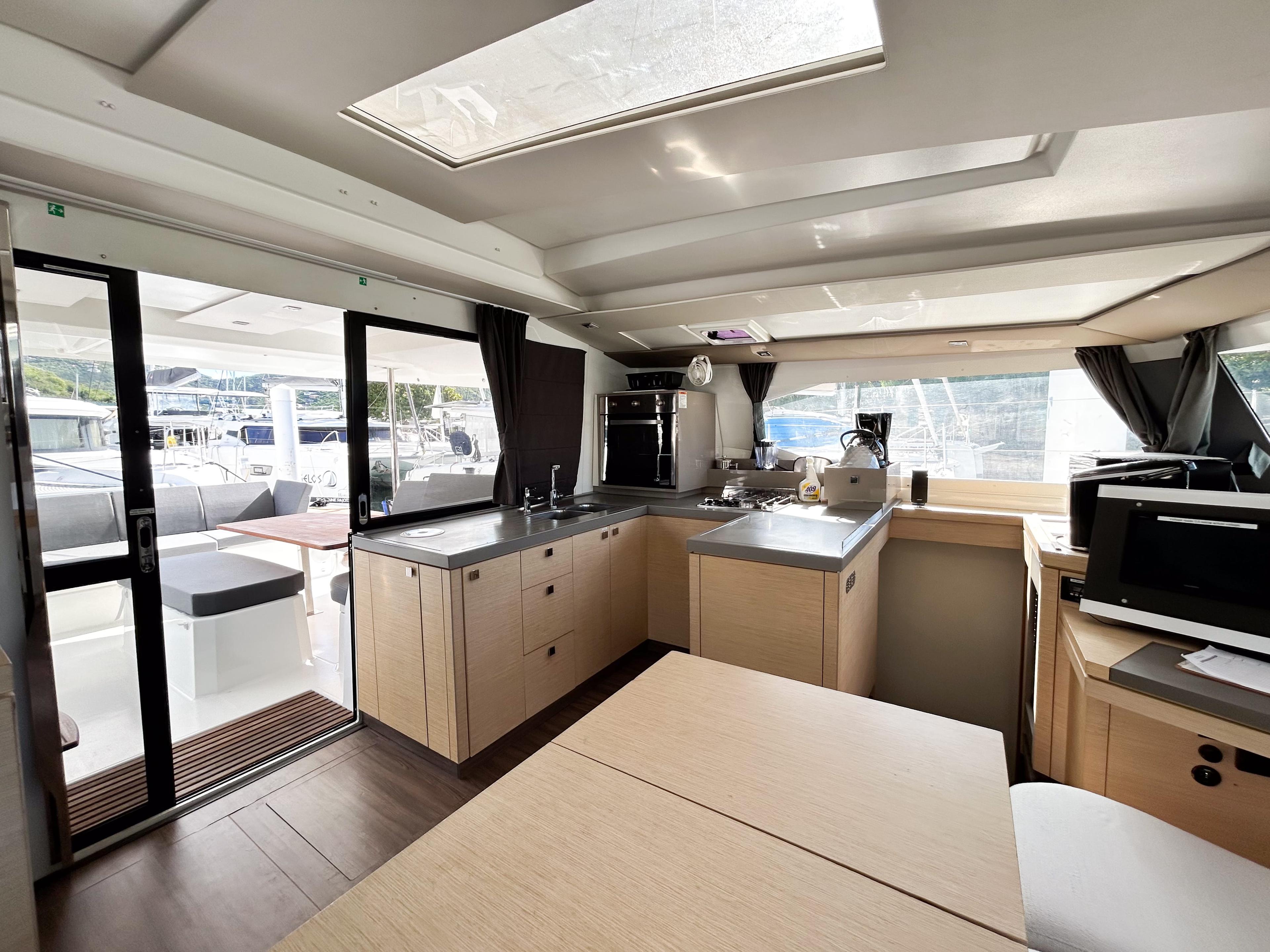 Fountaine Pajot Astrea 42, picture 21