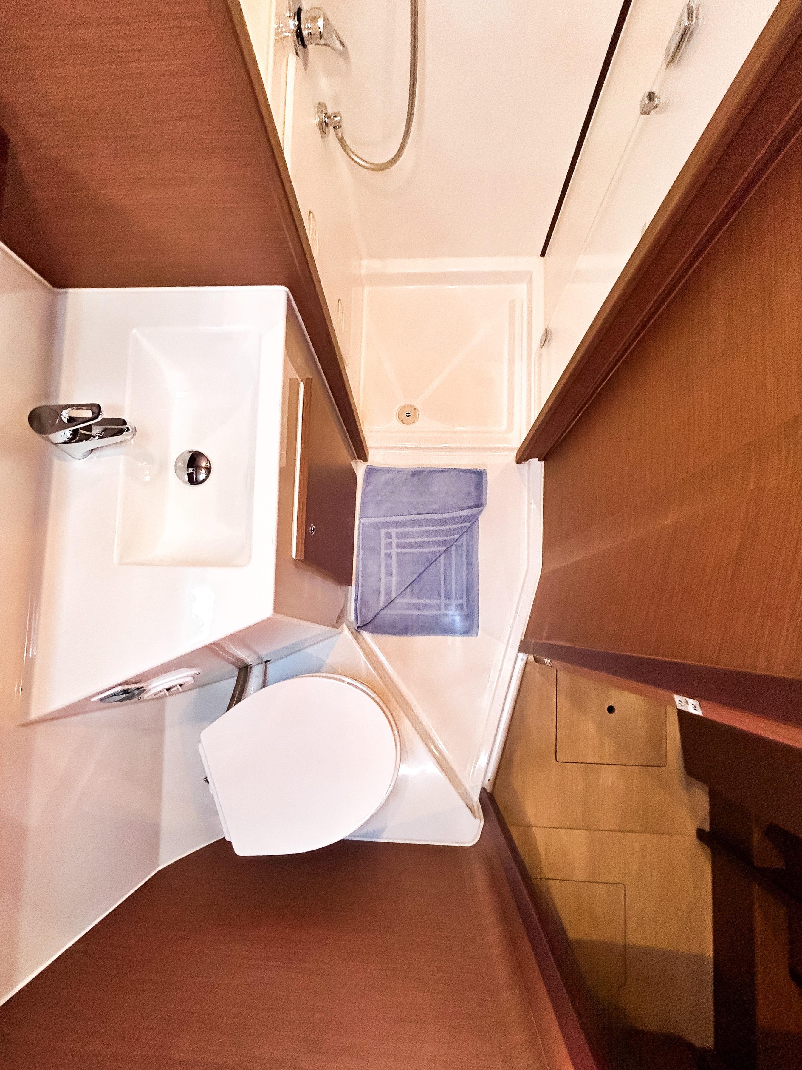 Lagoon 42 OW - 3 + 1 cab., picture 19