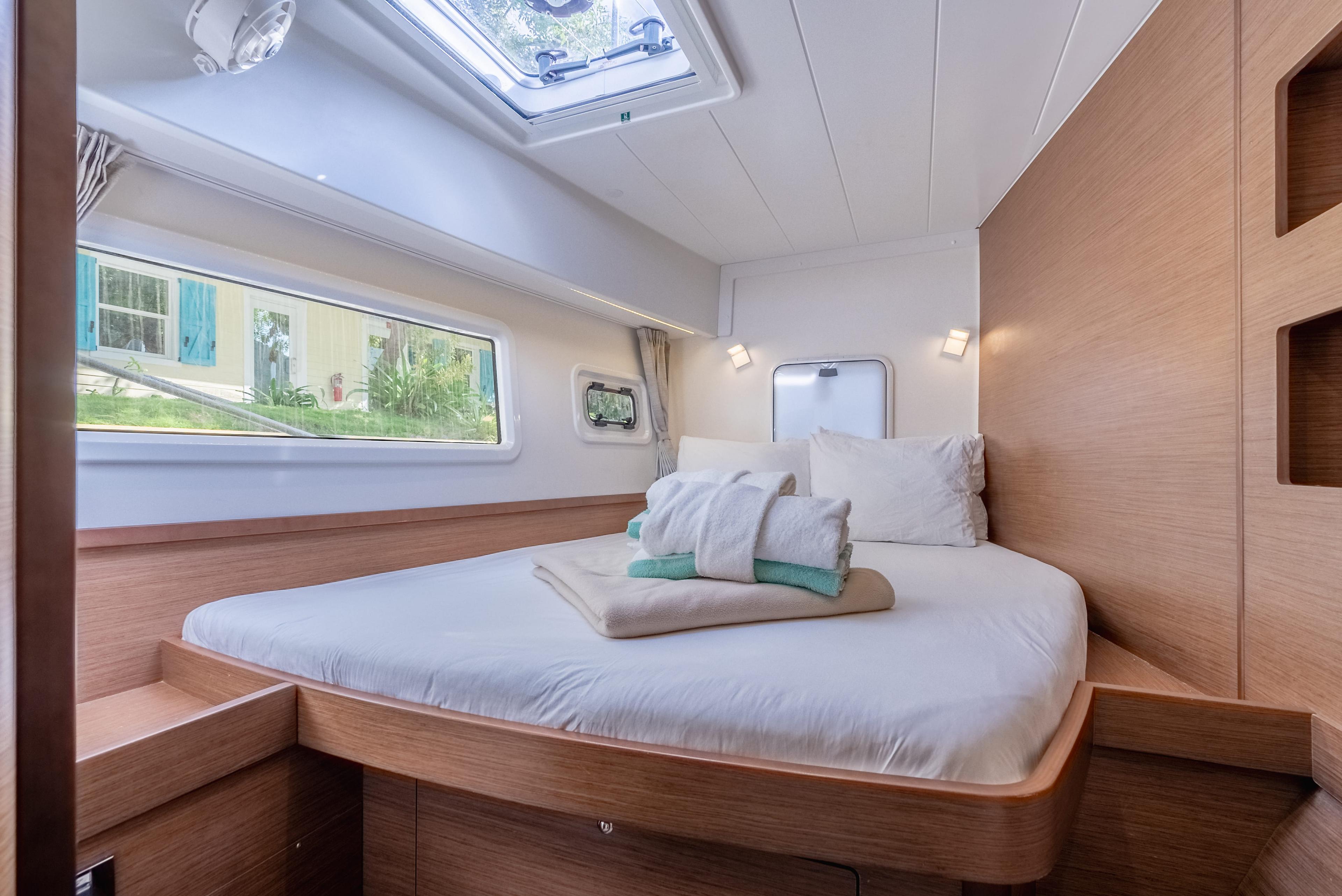 Lagoon 42 - 4 + 2 cab., picture 24