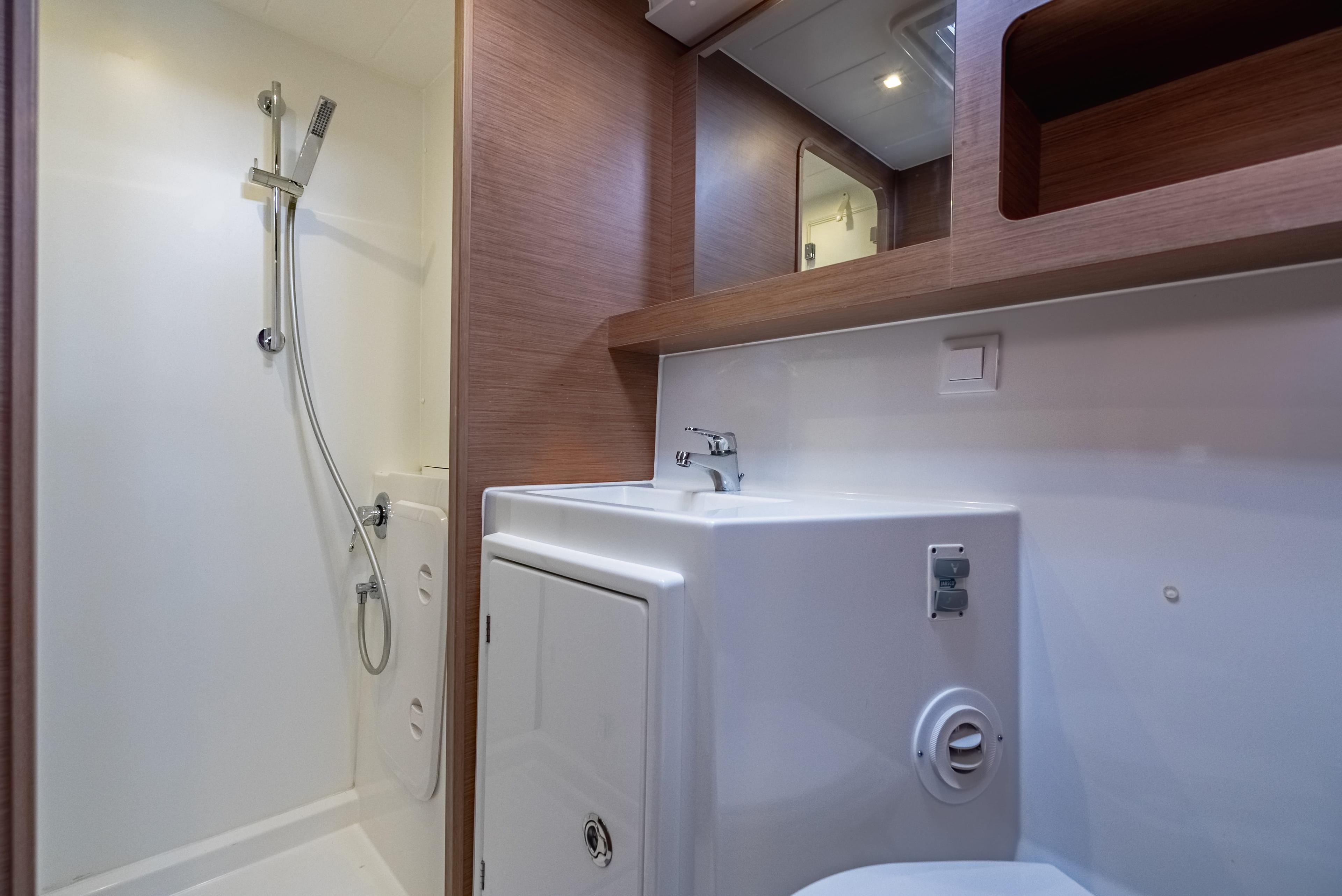 Lagoon 42 - 4 + 2 cab., picture 31