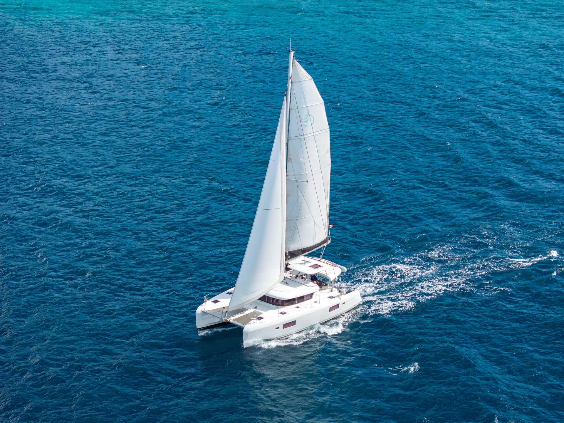 Lagoon 42 - 4 + 2 cab., picture 1