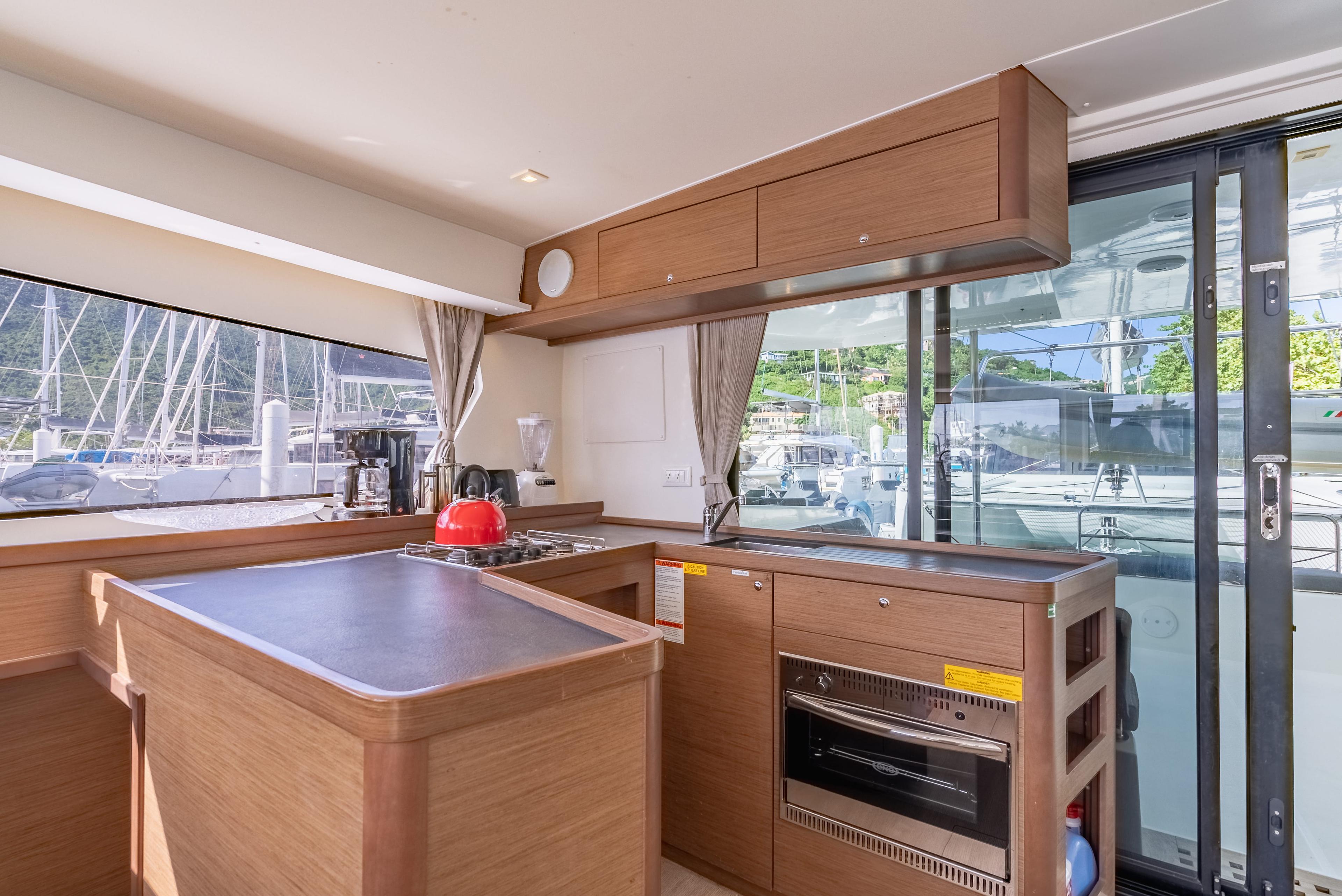 Lagoon 42 - 4 + 2 cab., picture 20