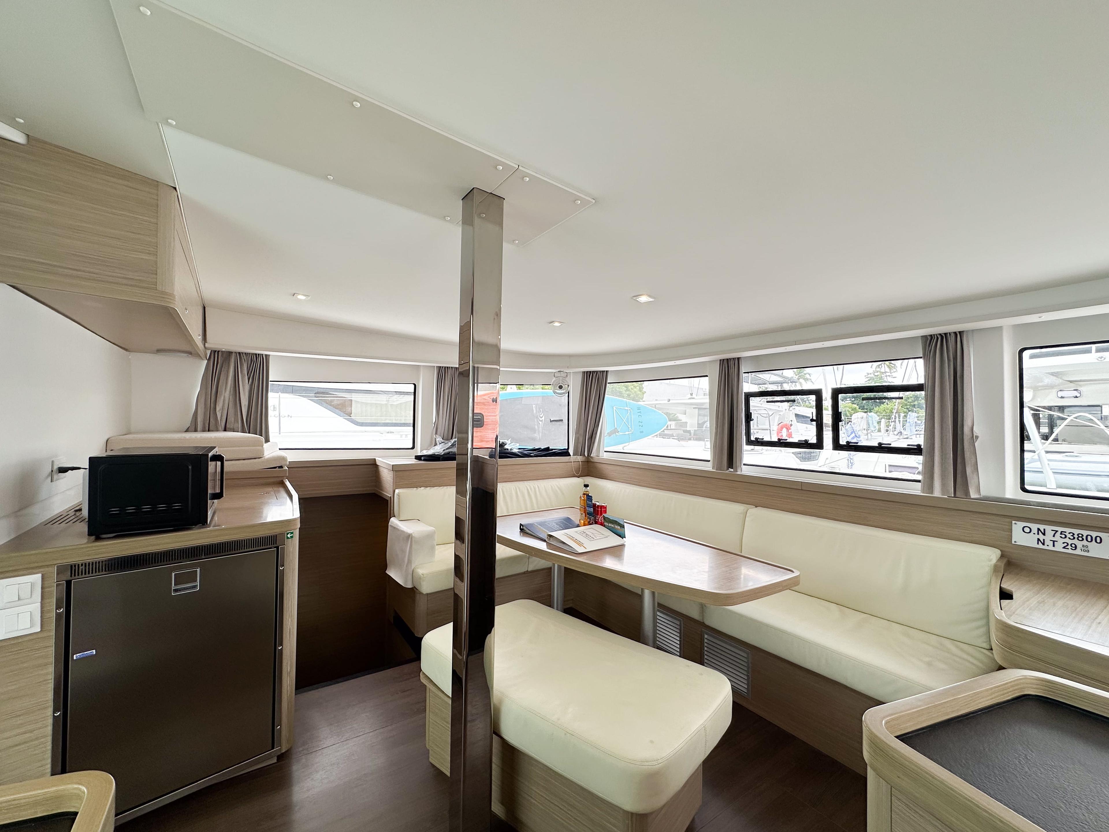 Lagoon 42 - 4 + 1 cab., picture 20