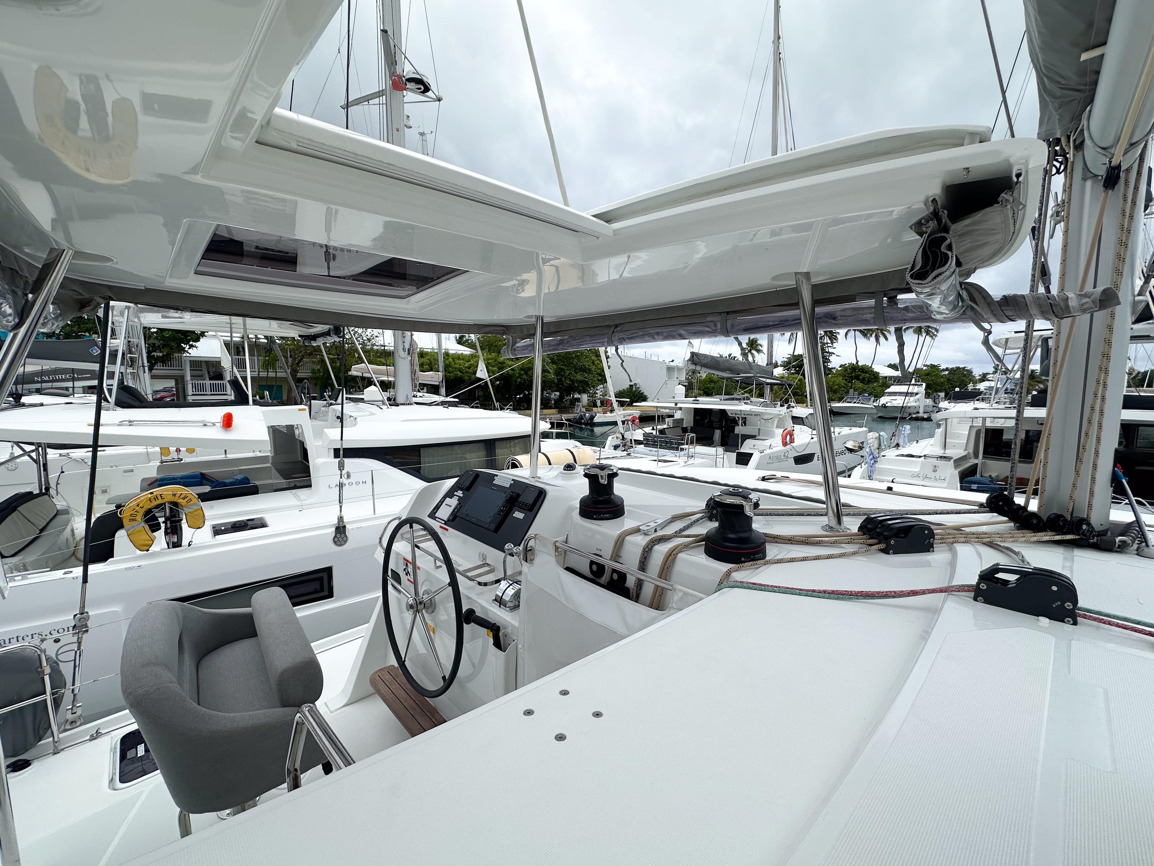 Lagoon 42 - 4 + 1 cab., picture 12