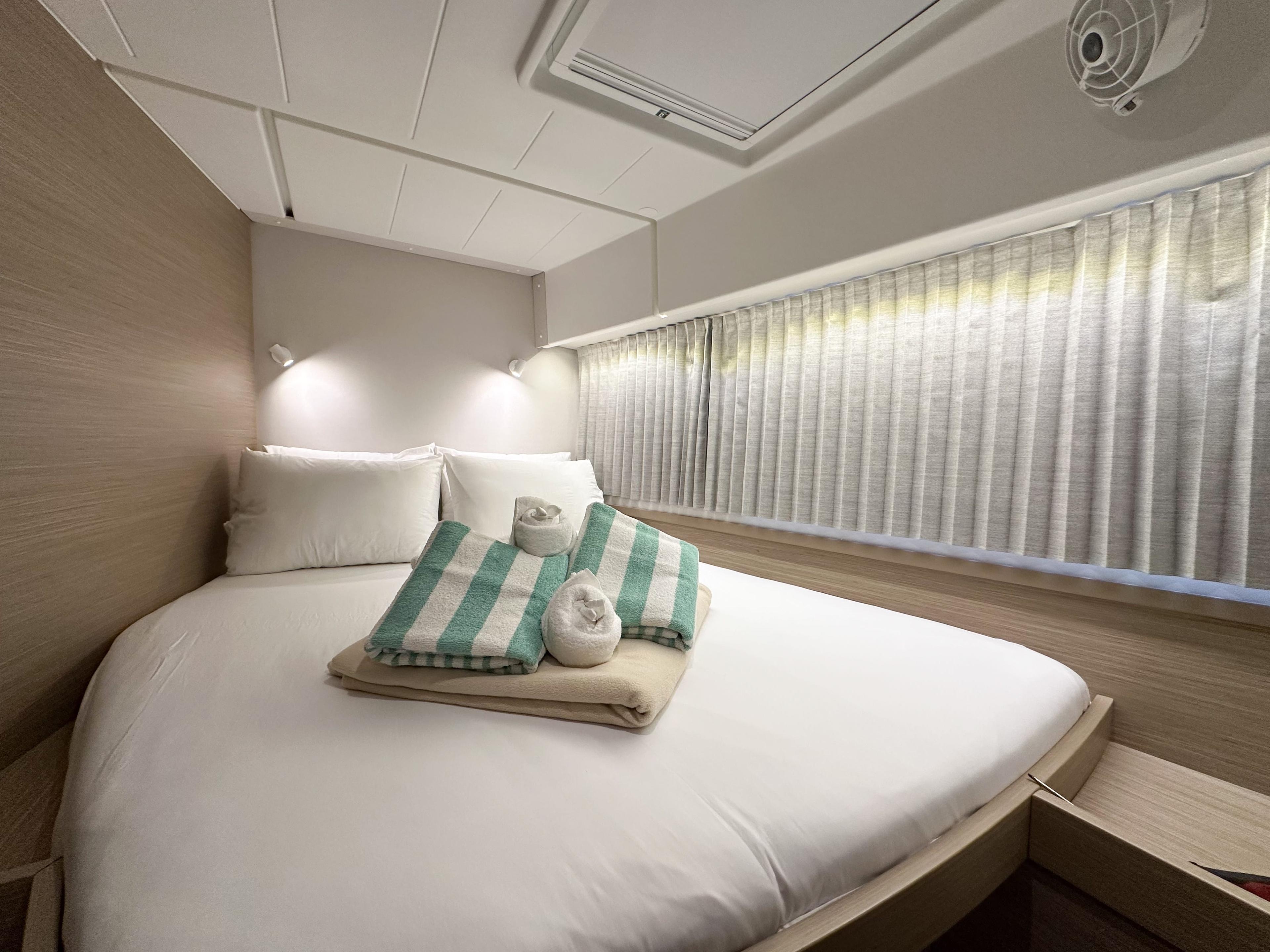 Lagoon 42 - 4 + 1 cab., picture 25