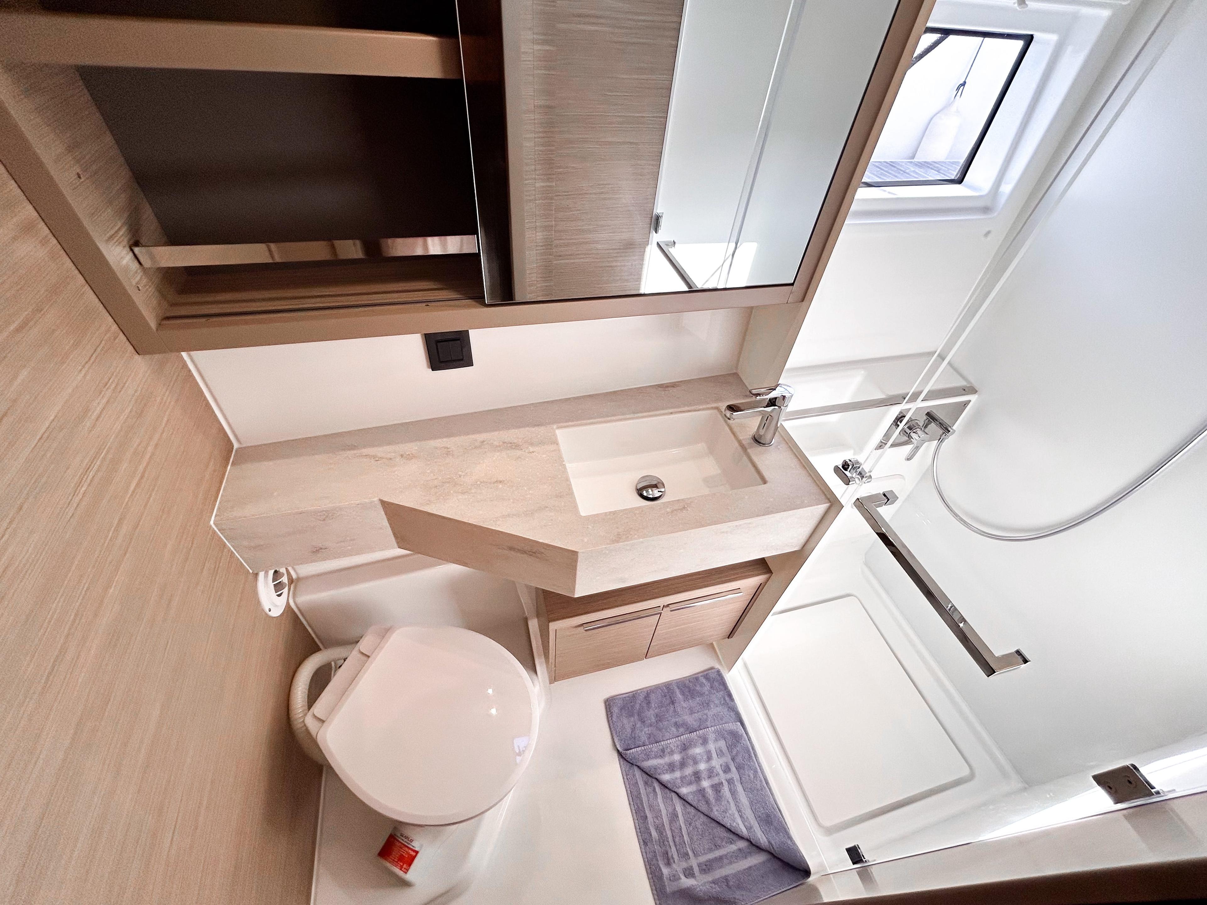 Lagoon 46 - 4 + 1 cab., picture 31