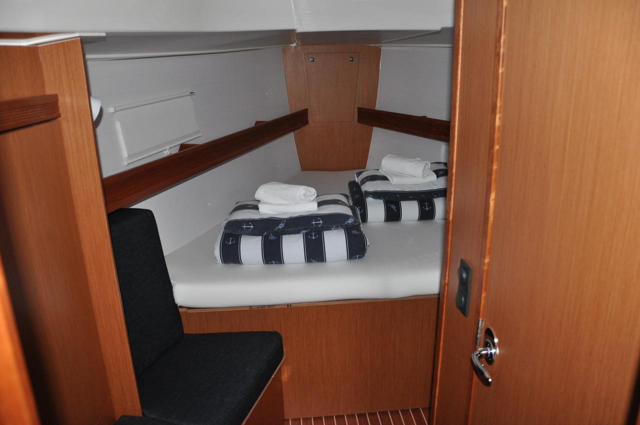 Bavaria Cruiser 40, picture 13