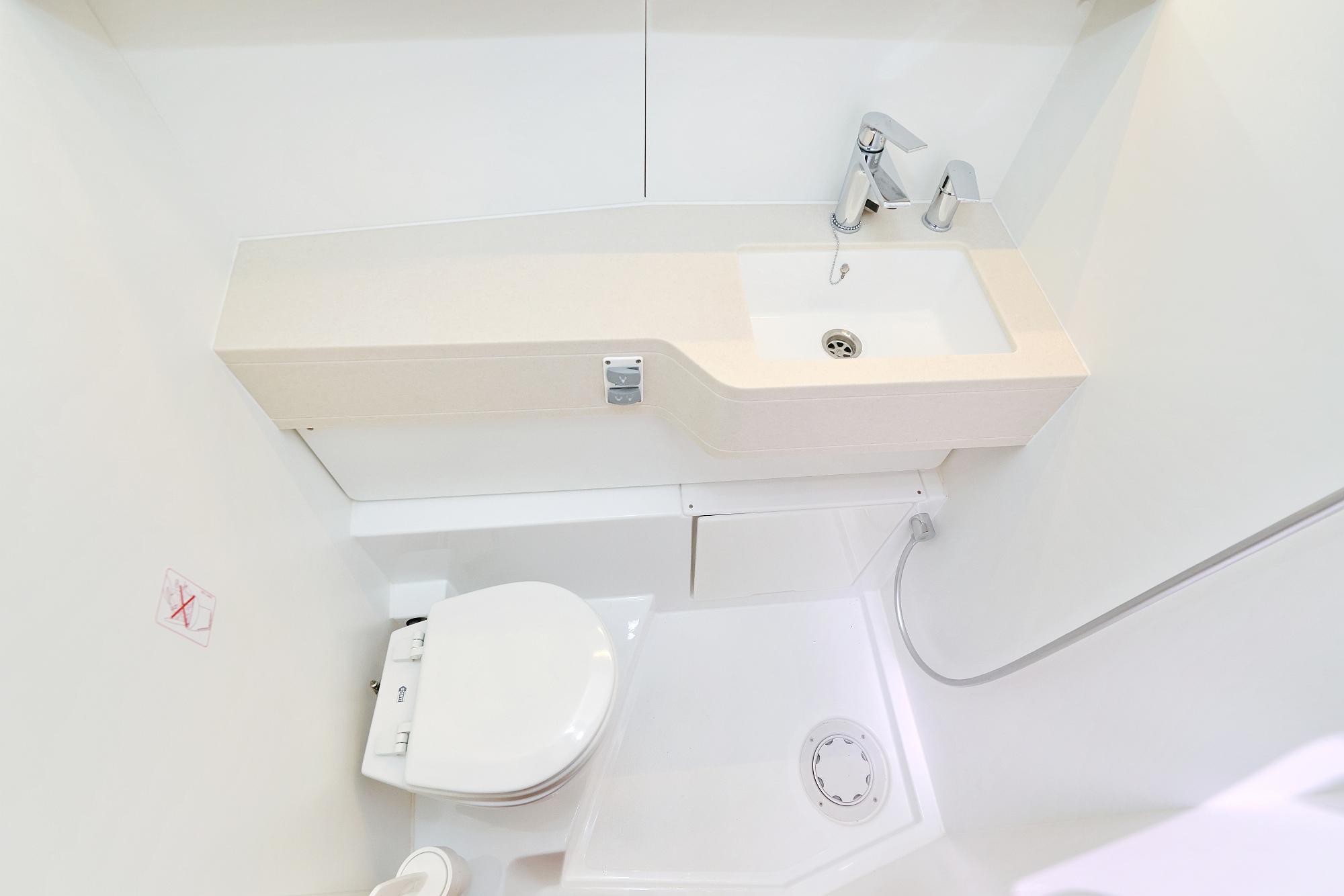 Dufour 44 - 4 cab, picture 25