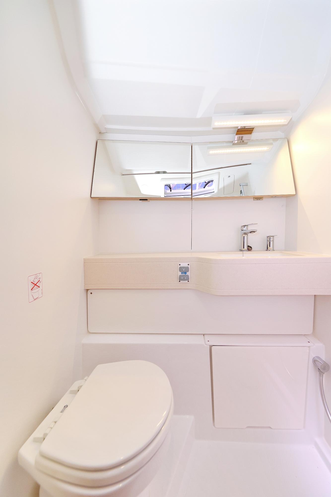 Dufour 44 - 4 cab, picture 22