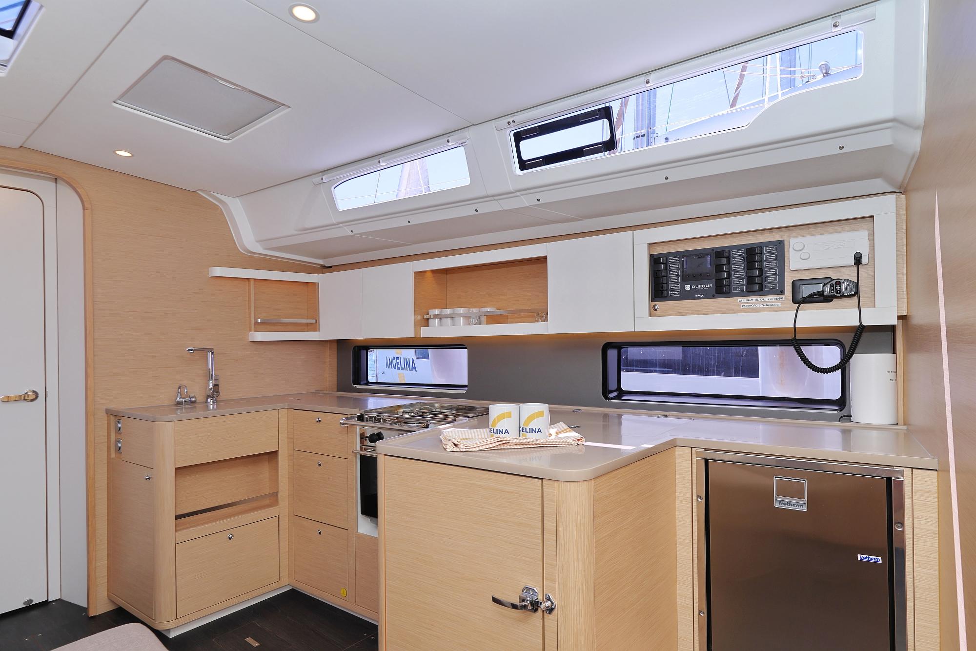 Dufour 44 - 4 cab, picture 16