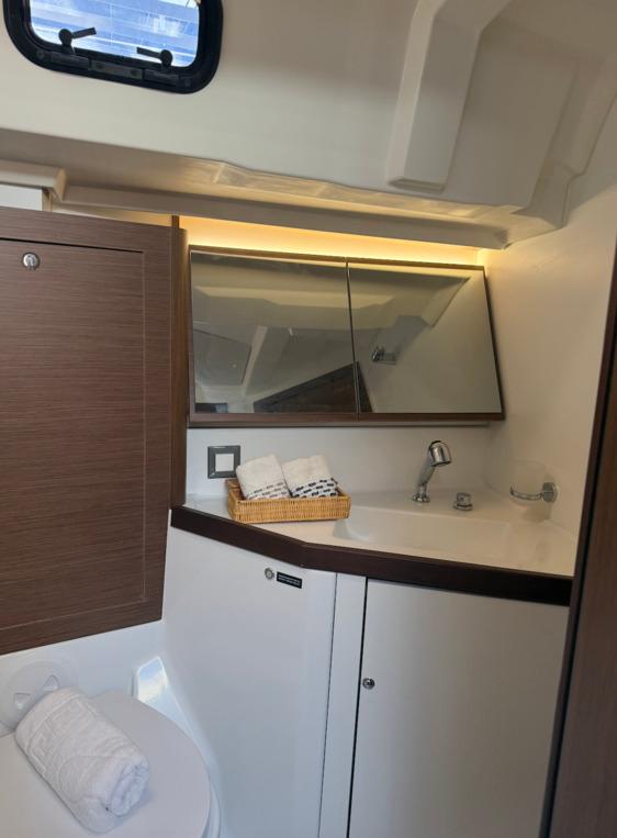 Oceanis 46.1, picture 28