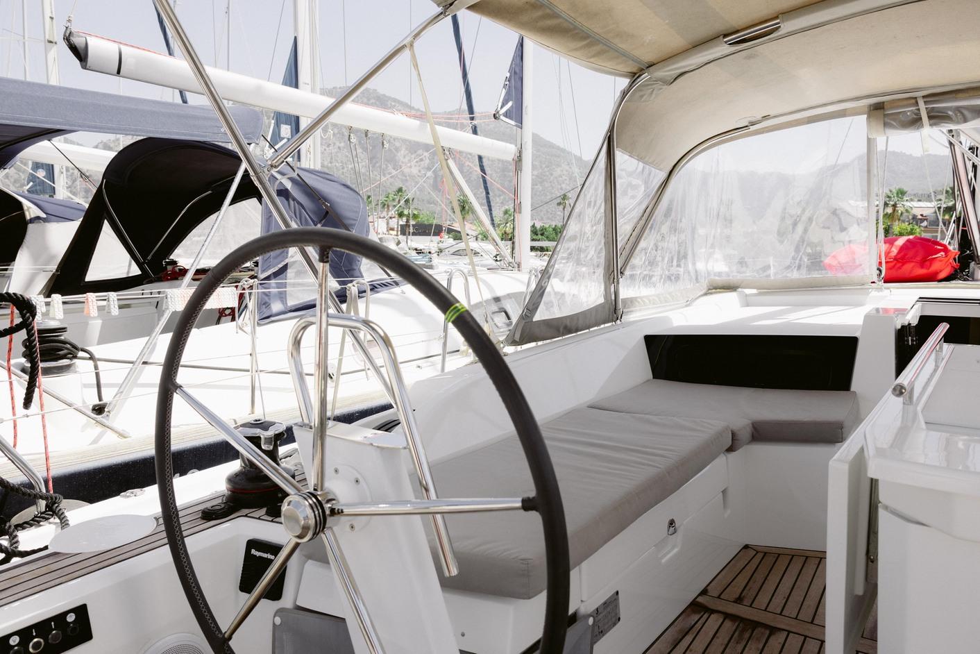 Oceanis 46.1, picture 11