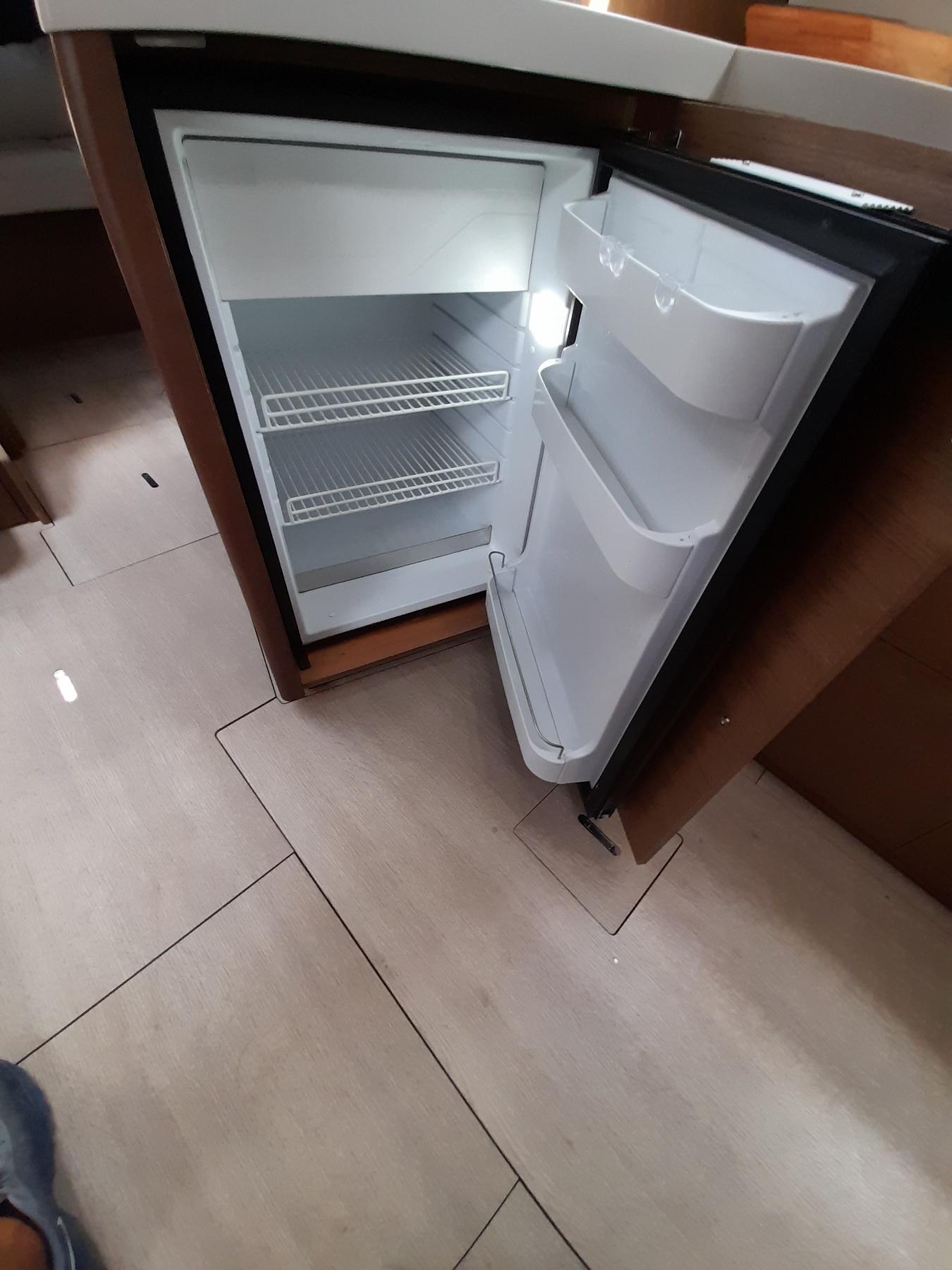 Oceanis 46.1, picture 5