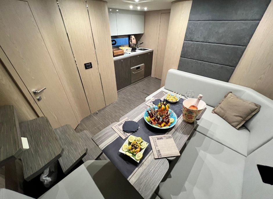 Sessa C48, picture 6