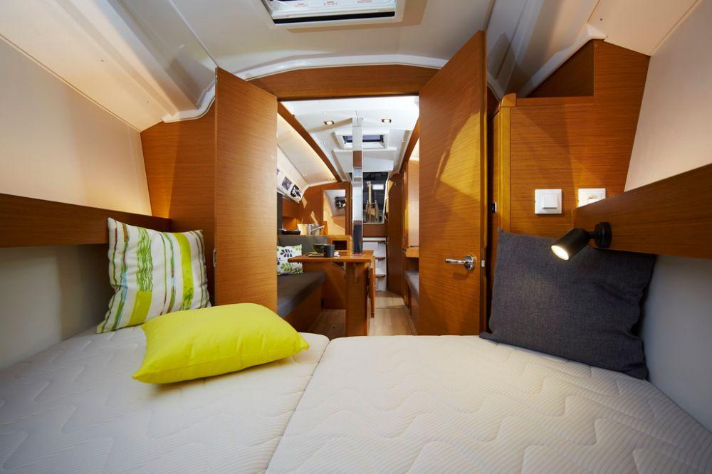 Sun Odyssey 349 - 3 cab., picture 11