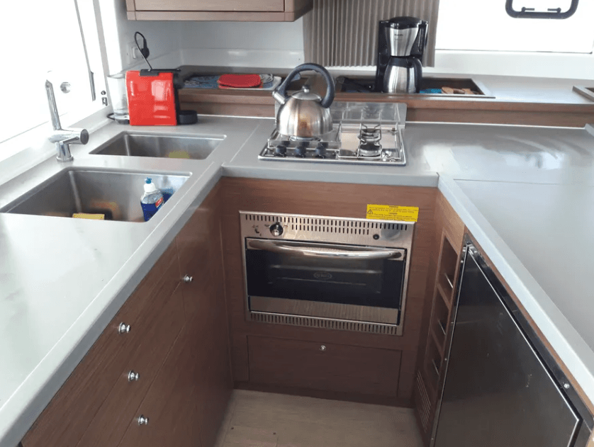 Lagoon 450 F - 4 + 2 cab., picture 8