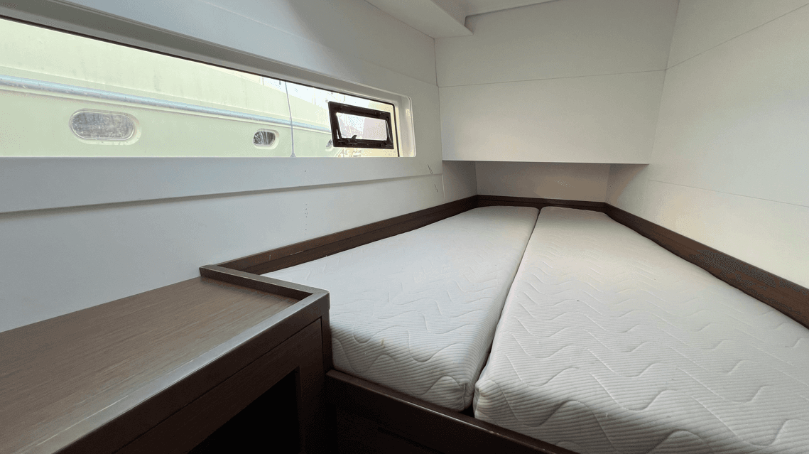 Lagoon 40 - 4 + 2 cab, picture 19