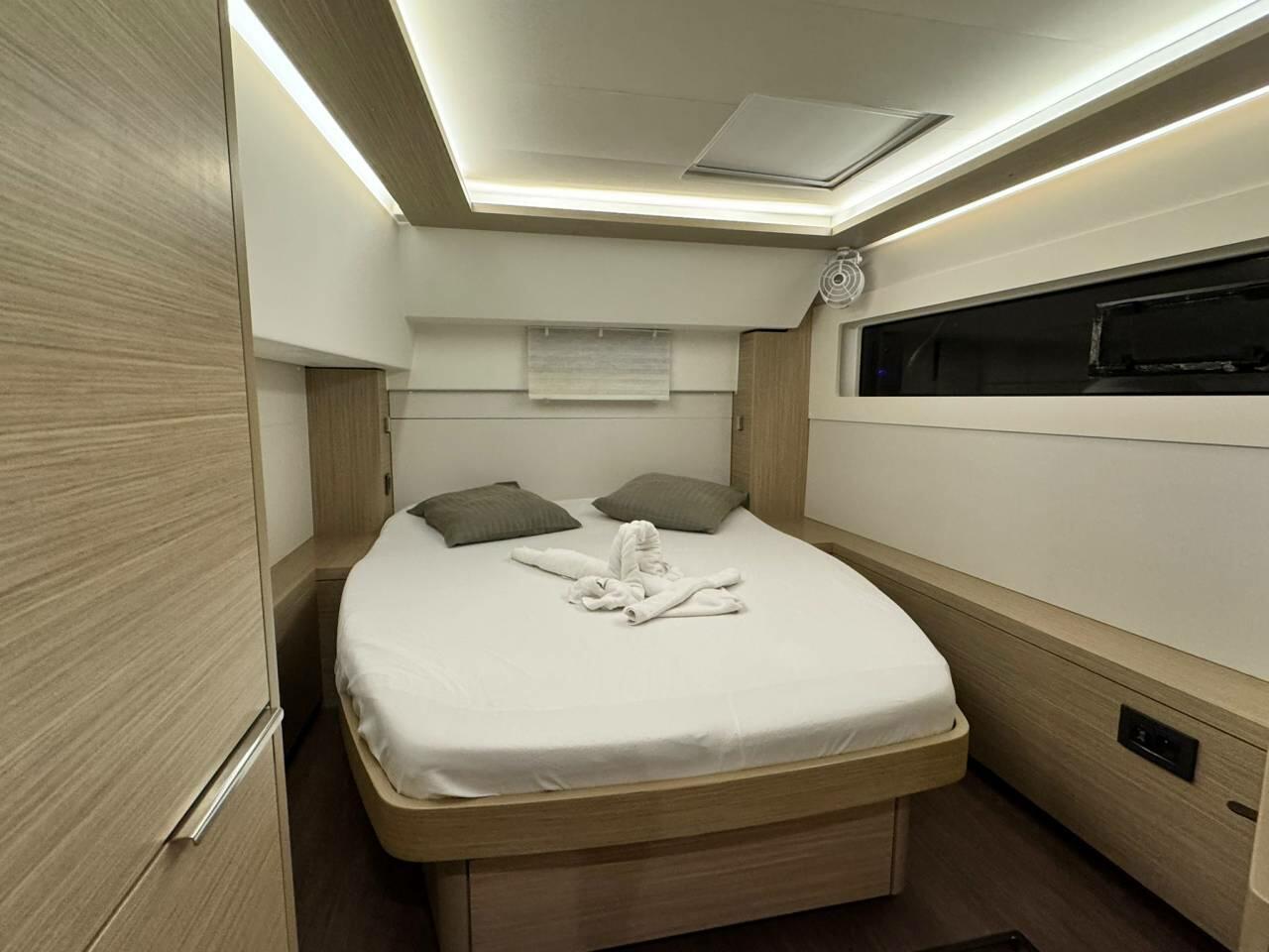 Lagoon 42 - 4 + 2 cab., picture 7