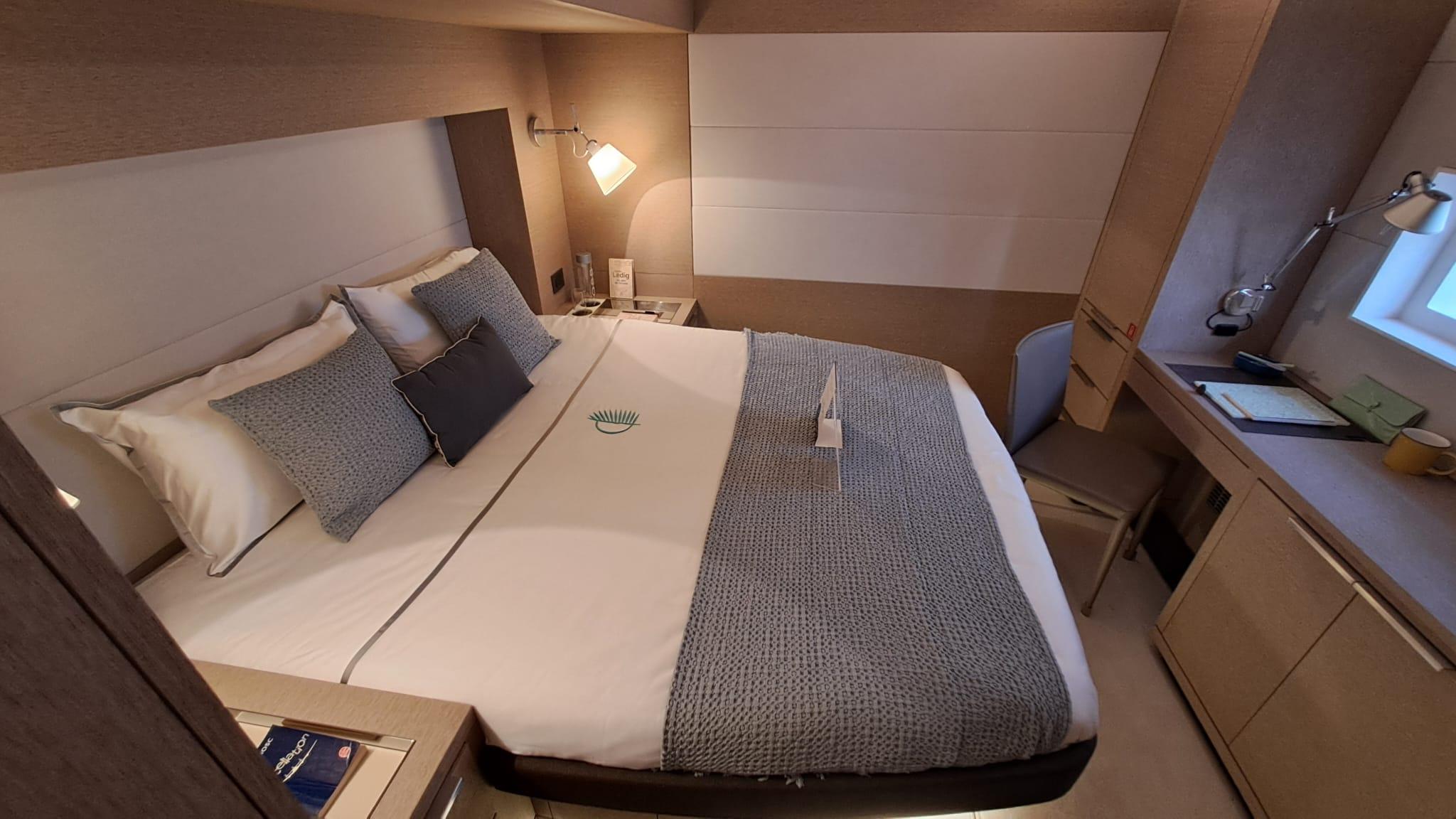 Lagoon Seventy 7, picture 12