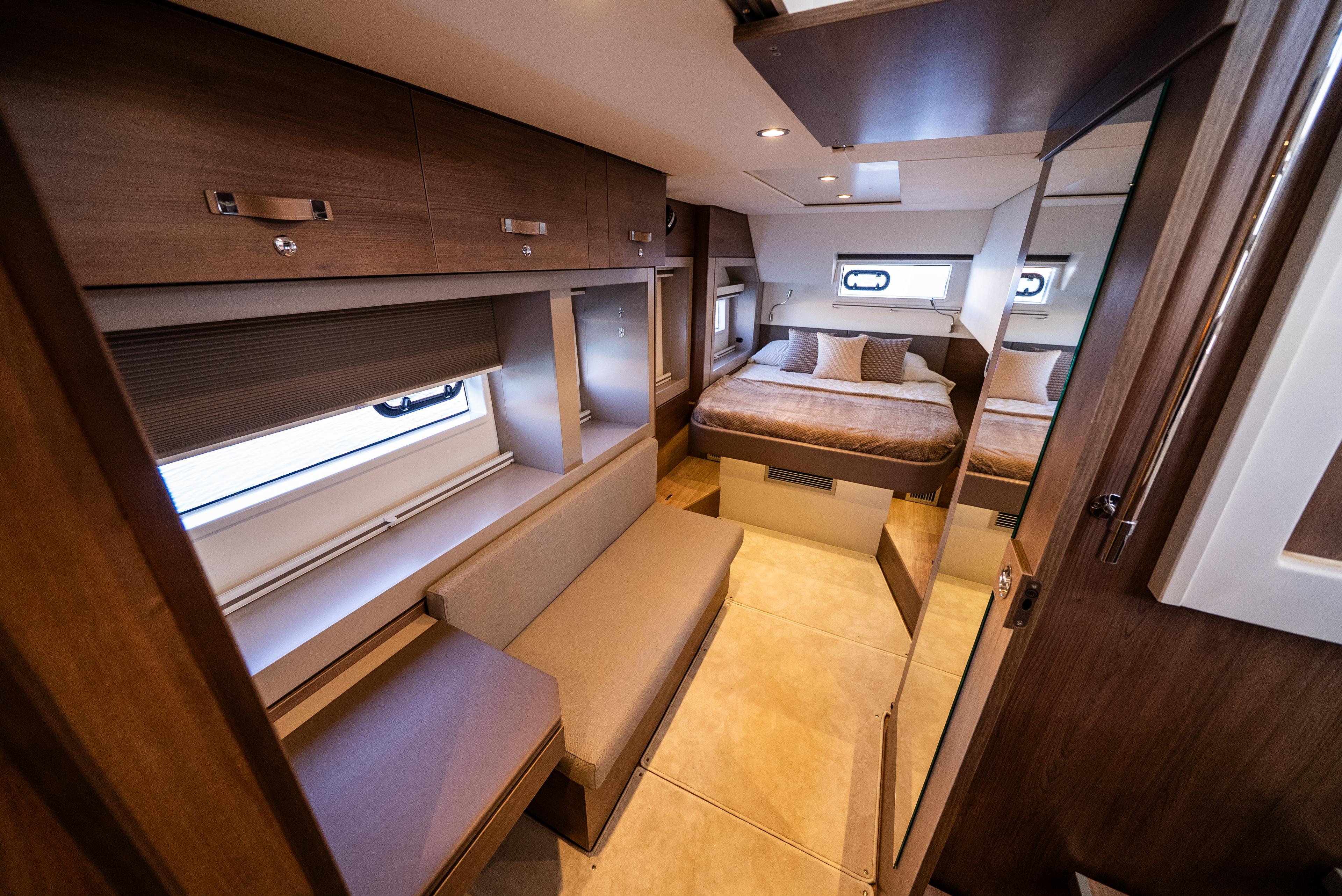 Bali 4.6 - 4 + 1 cab., picture 14