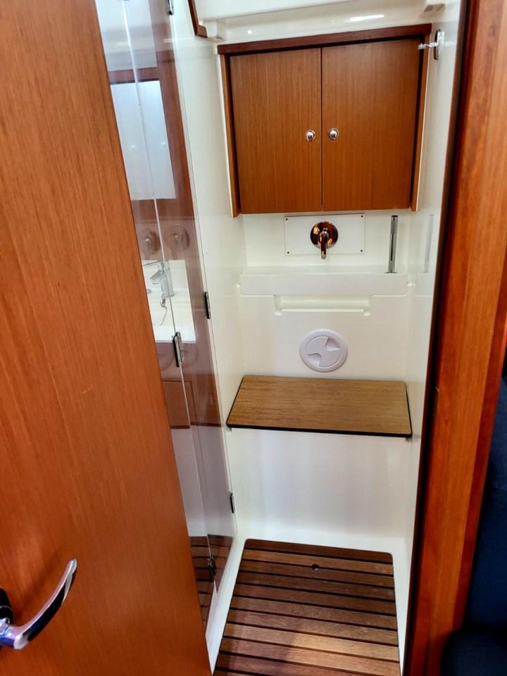 Bavaria C57 - 4 + 1 cab., picture 11