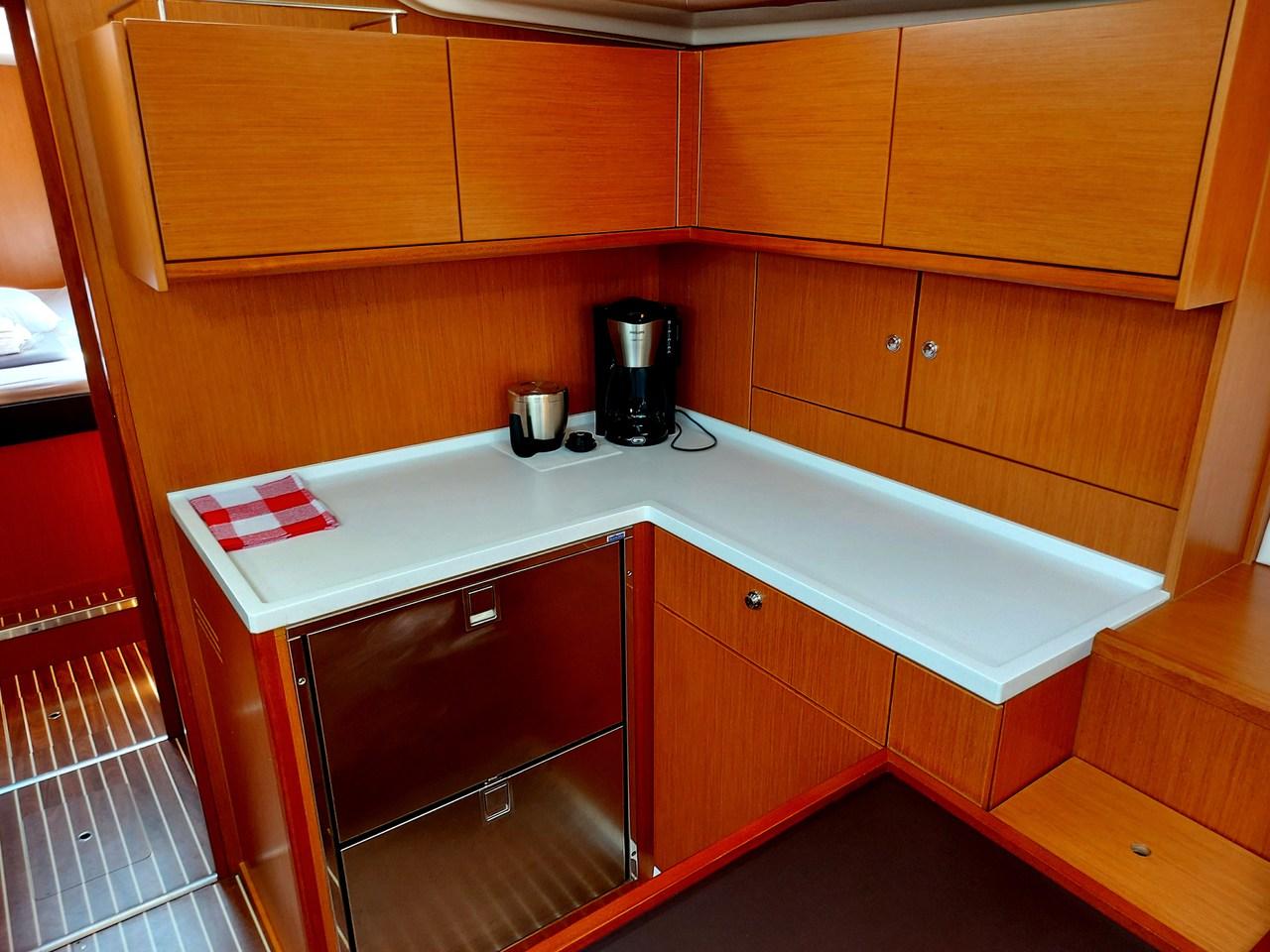 Bavaria C57 - 4 + 1 cab., picture 9