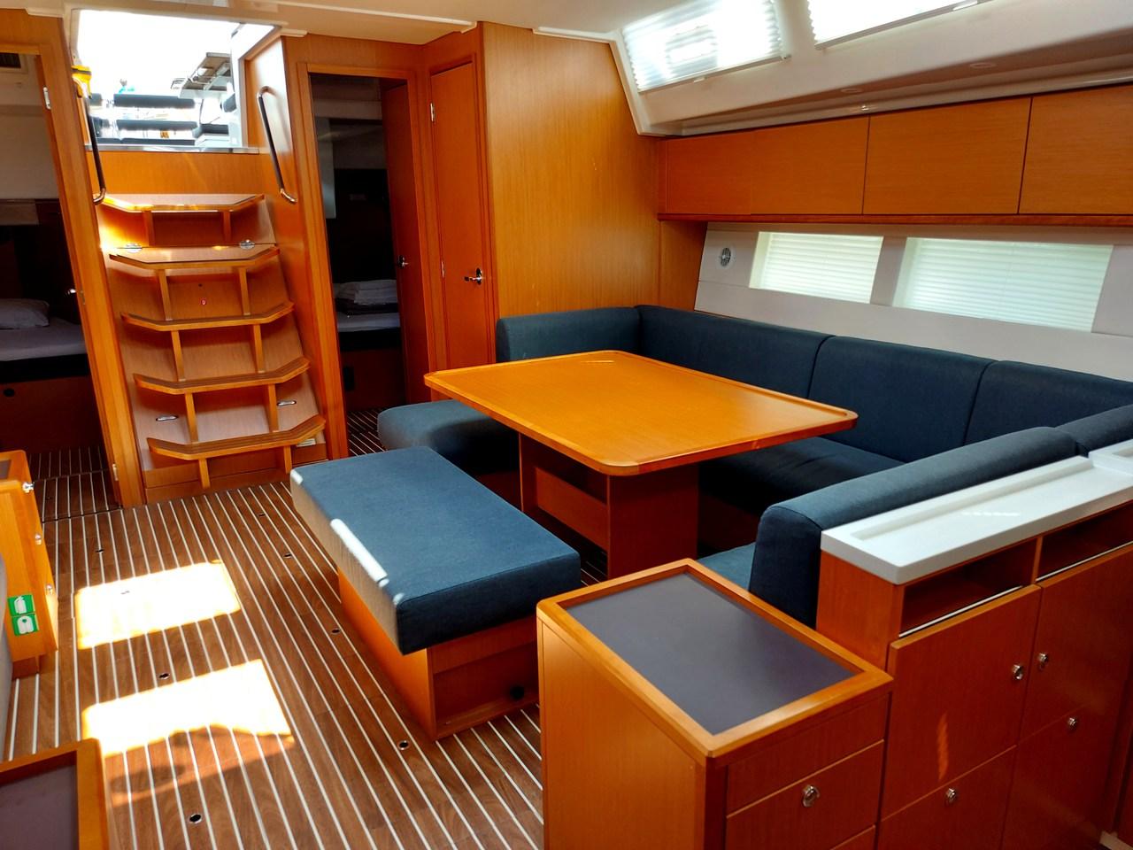 Bavaria C57 - 4 + 1 cab., picture 7