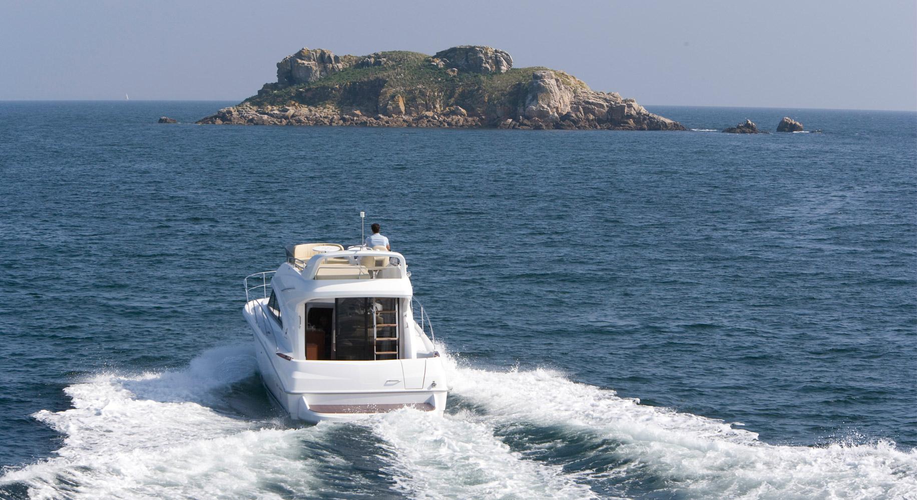 Antares 36, picture 9