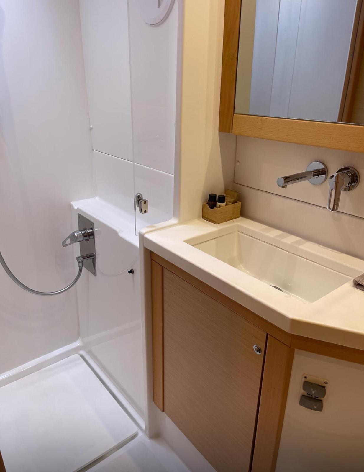 Lagoon 450 - 4 + 2 cab., picture 9