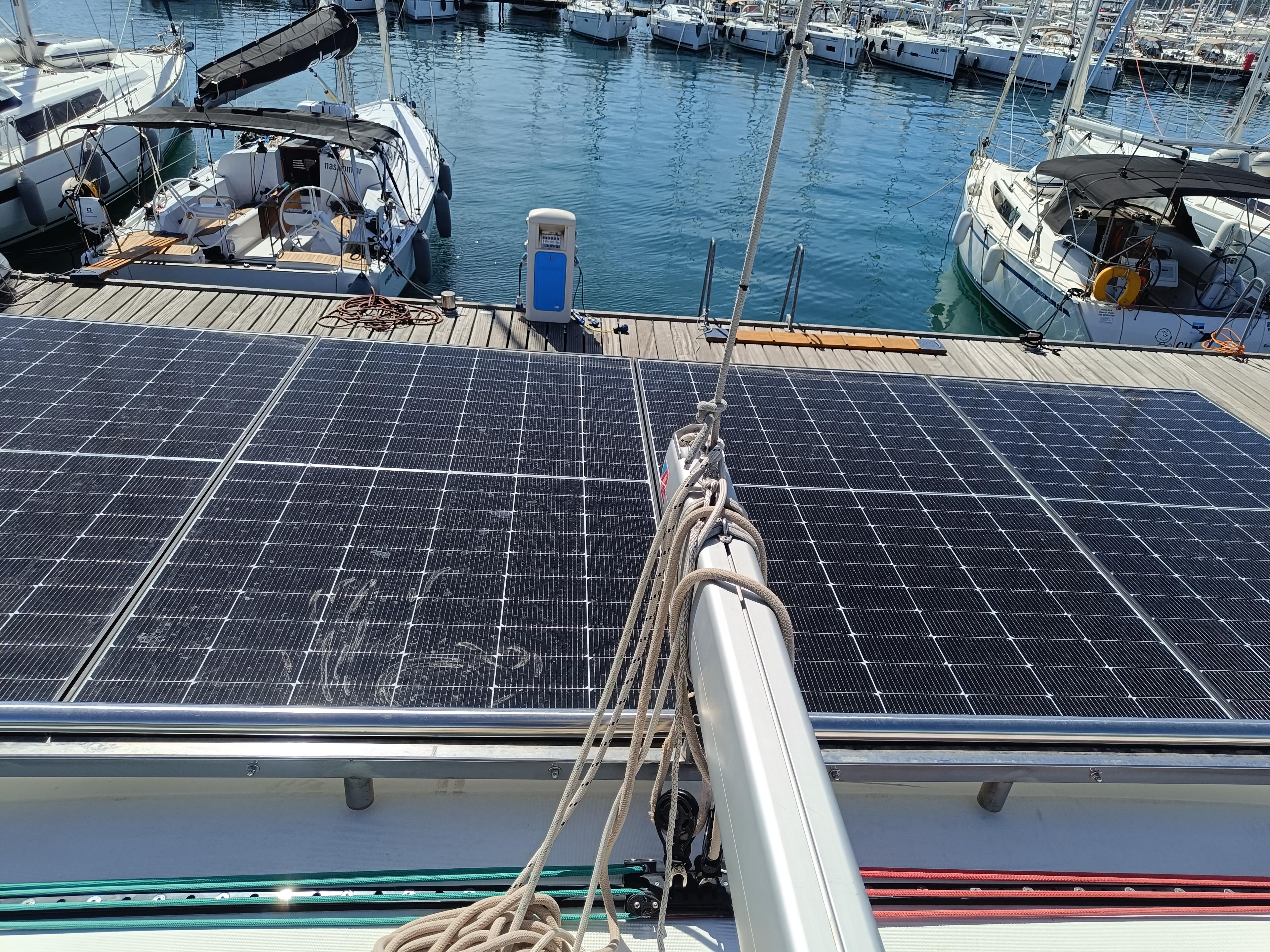 Lagoon 400 S2 - 4 + 2 cab., picture 8