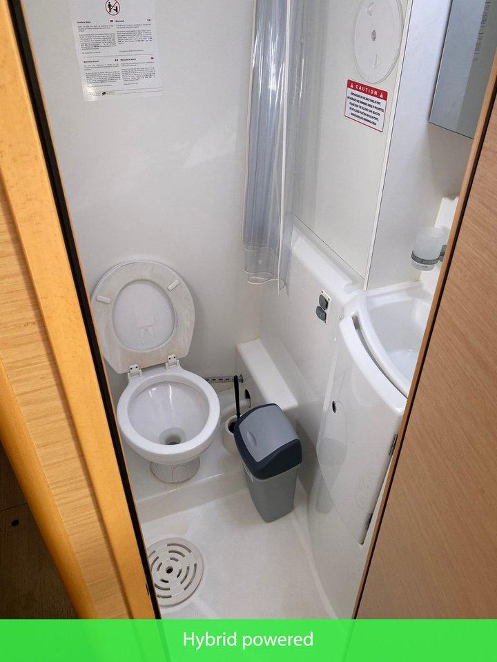 Lagoon 400 S2 - 4 + 2 cab., picture 23