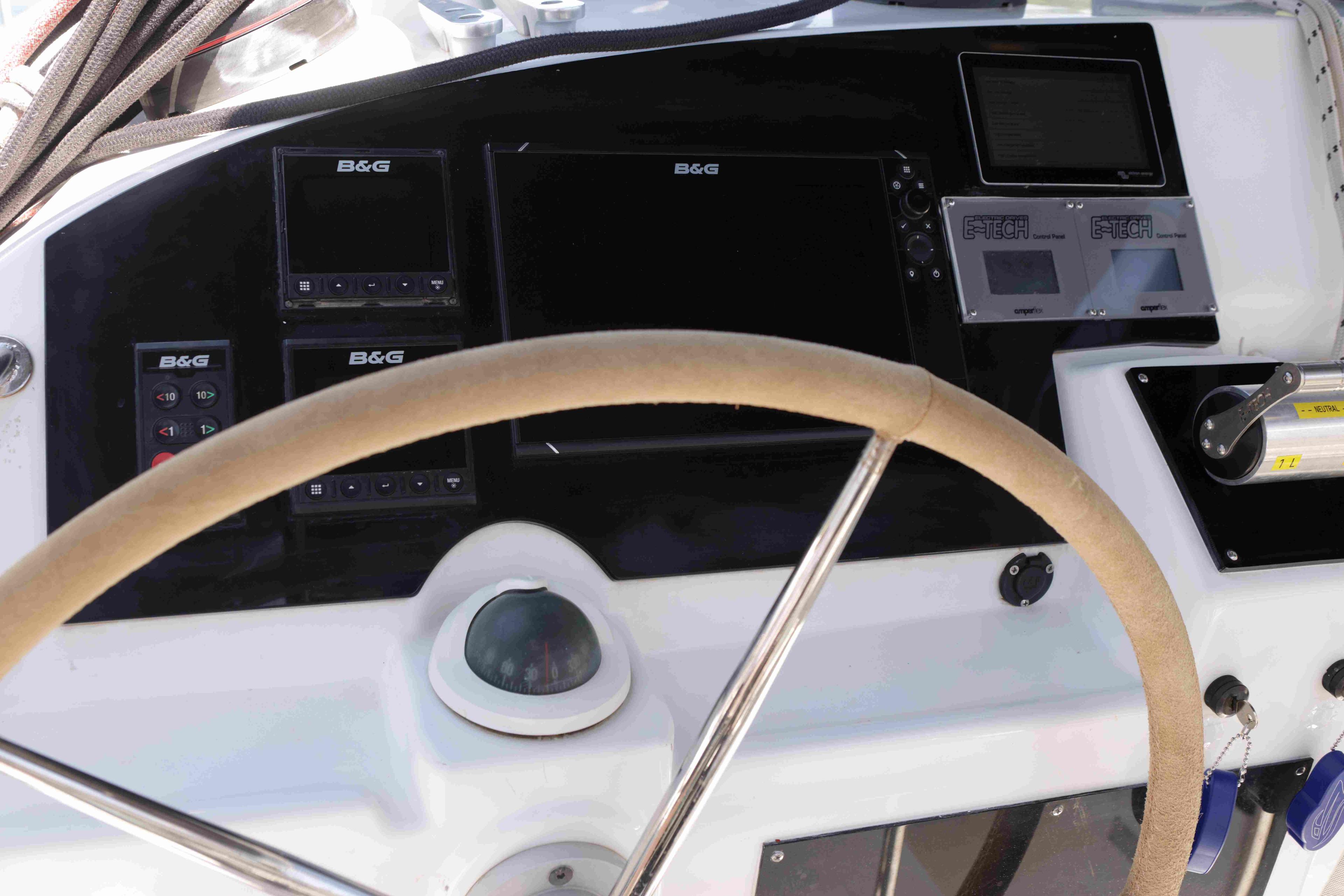 Lagoon 400 S2 - 4 + 2 cab., picture 10