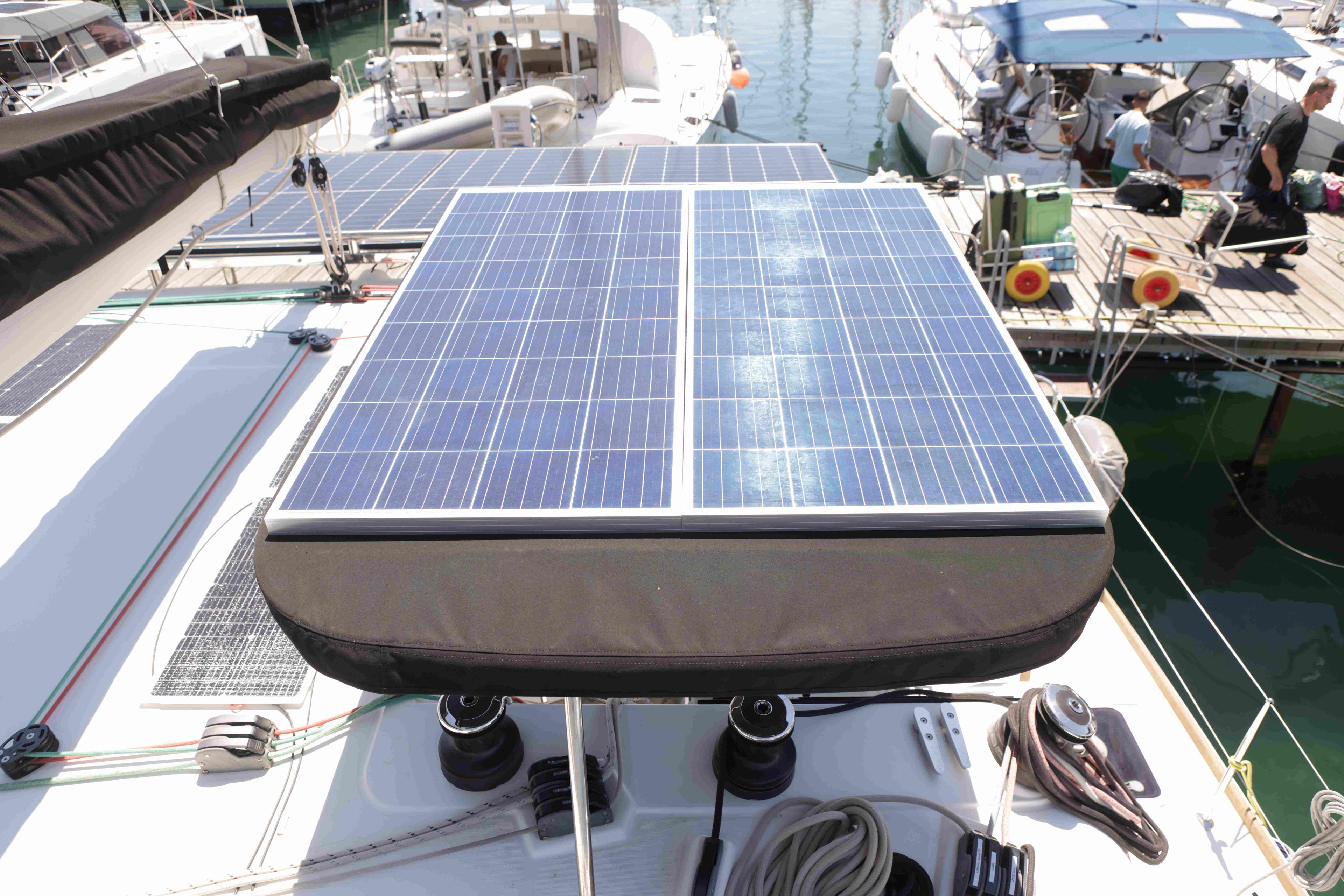 Lagoon 400 S2 - 4 + 2 cab., picture 15