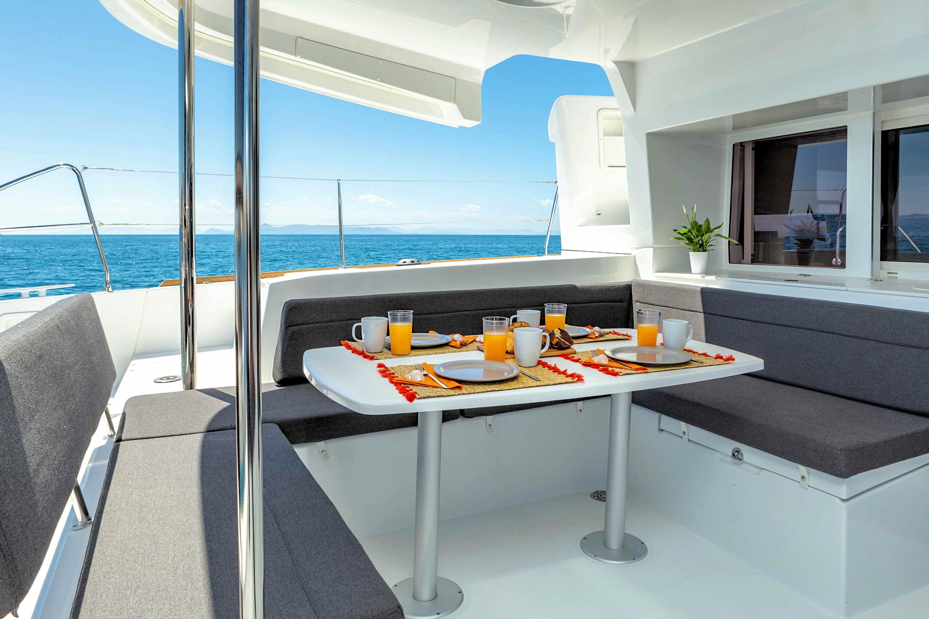 Lagoon 450 F - 4 + 2 cab., picture 7