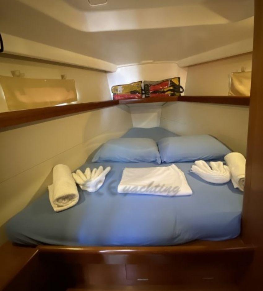 Oceanis 43.4, picture 10