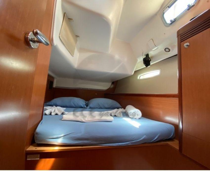 Oceanis 43.4, picture 12