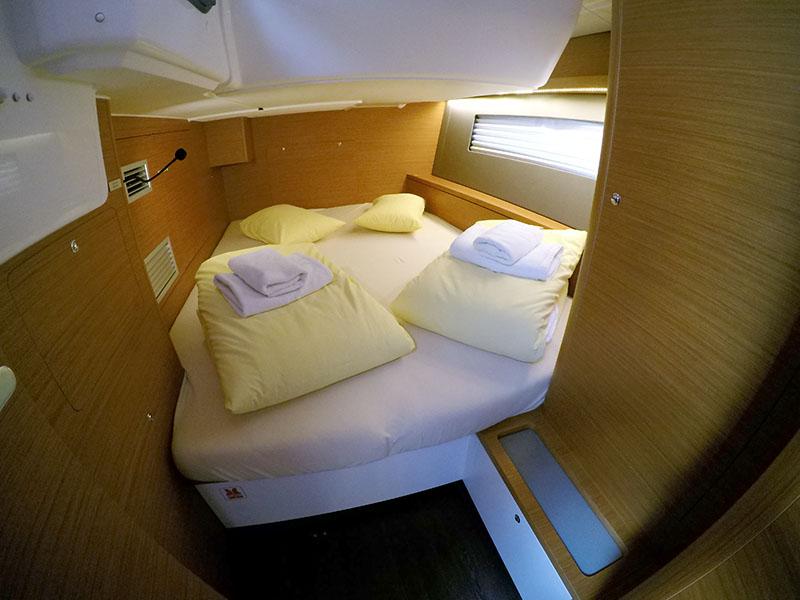 Dufour 44 - 3 cab., picture 17