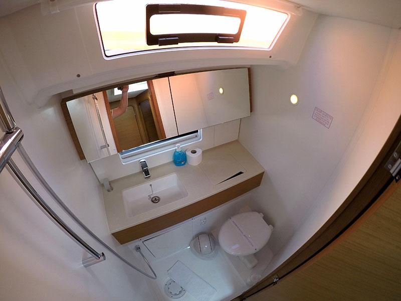 Dufour 44 - 3 cab., picture 20