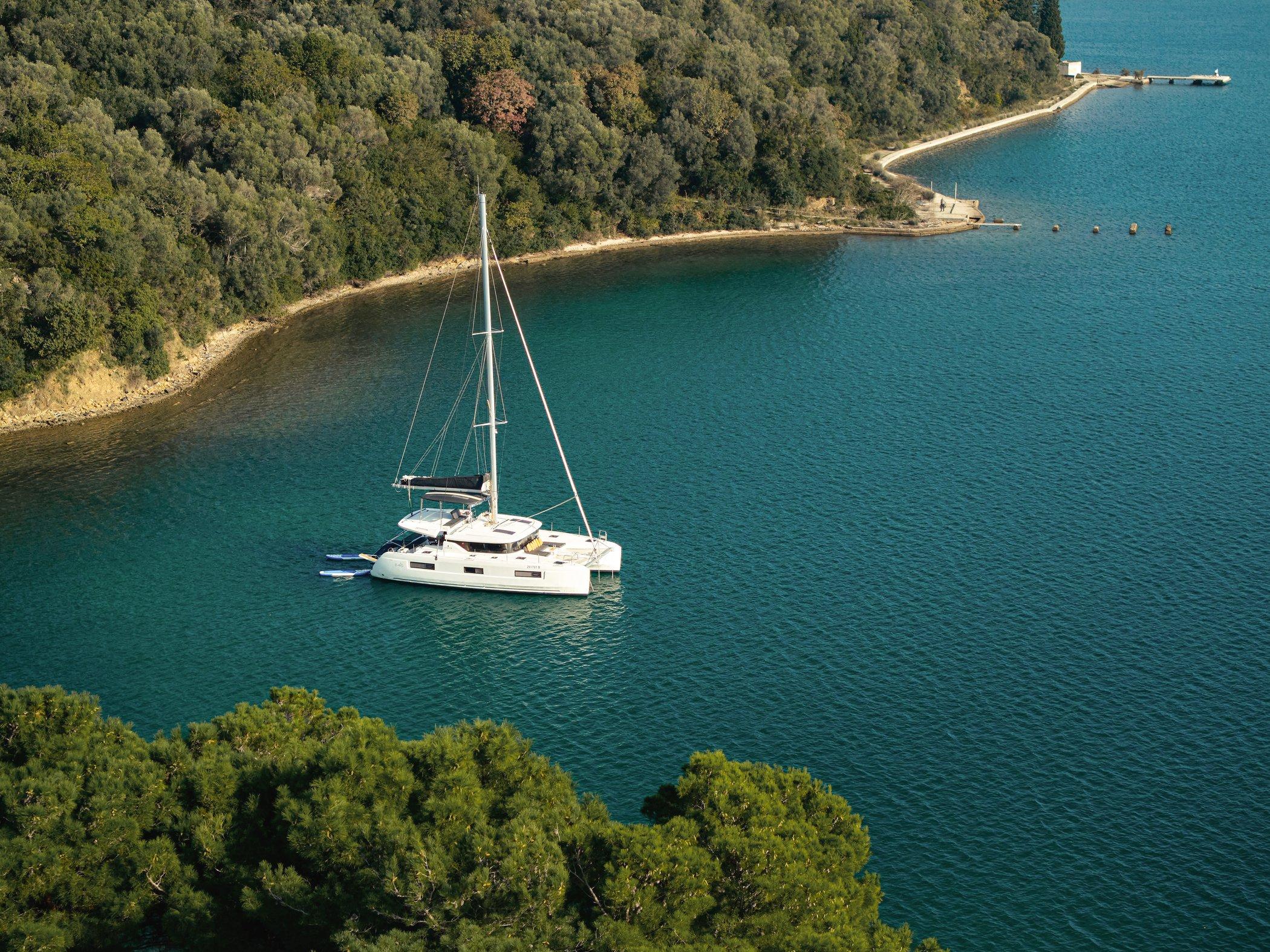 Lagoon 46 - 4 + 2 cab., picture 5