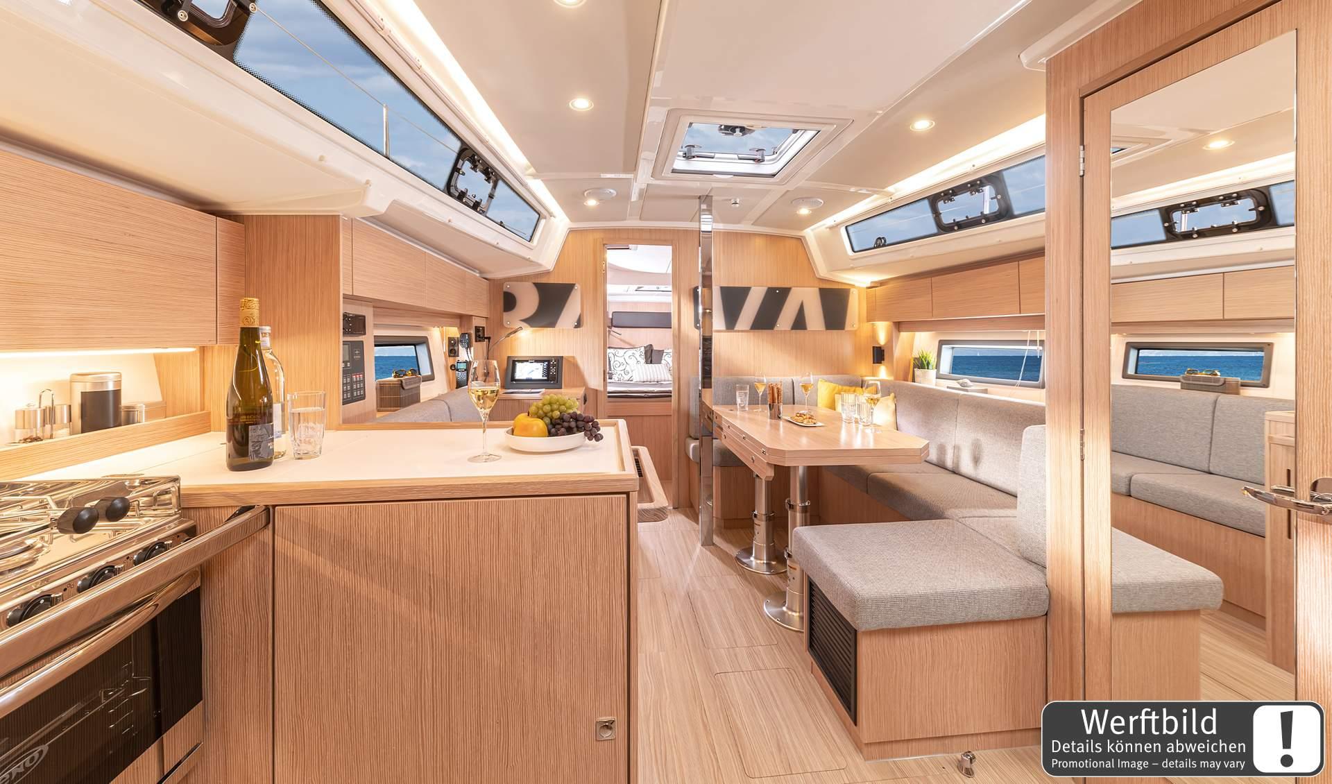 Bavaria C38, picture 4