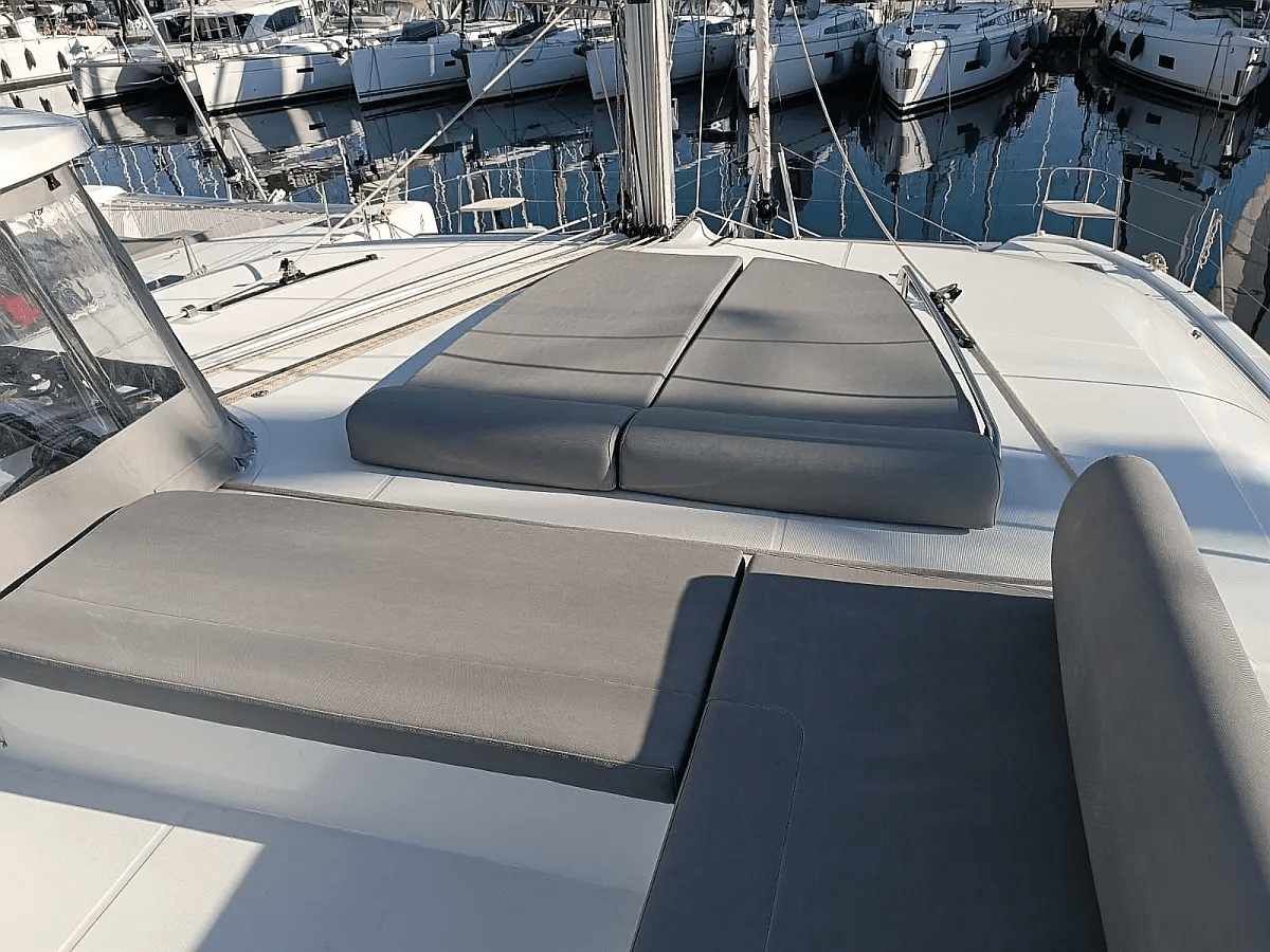 Lagoon 43 - 4 + 2 cab., picture 9