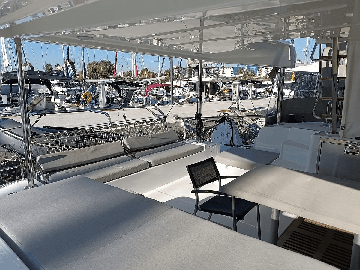 Lagoon 43 - 4 + 2 cab., picture 8