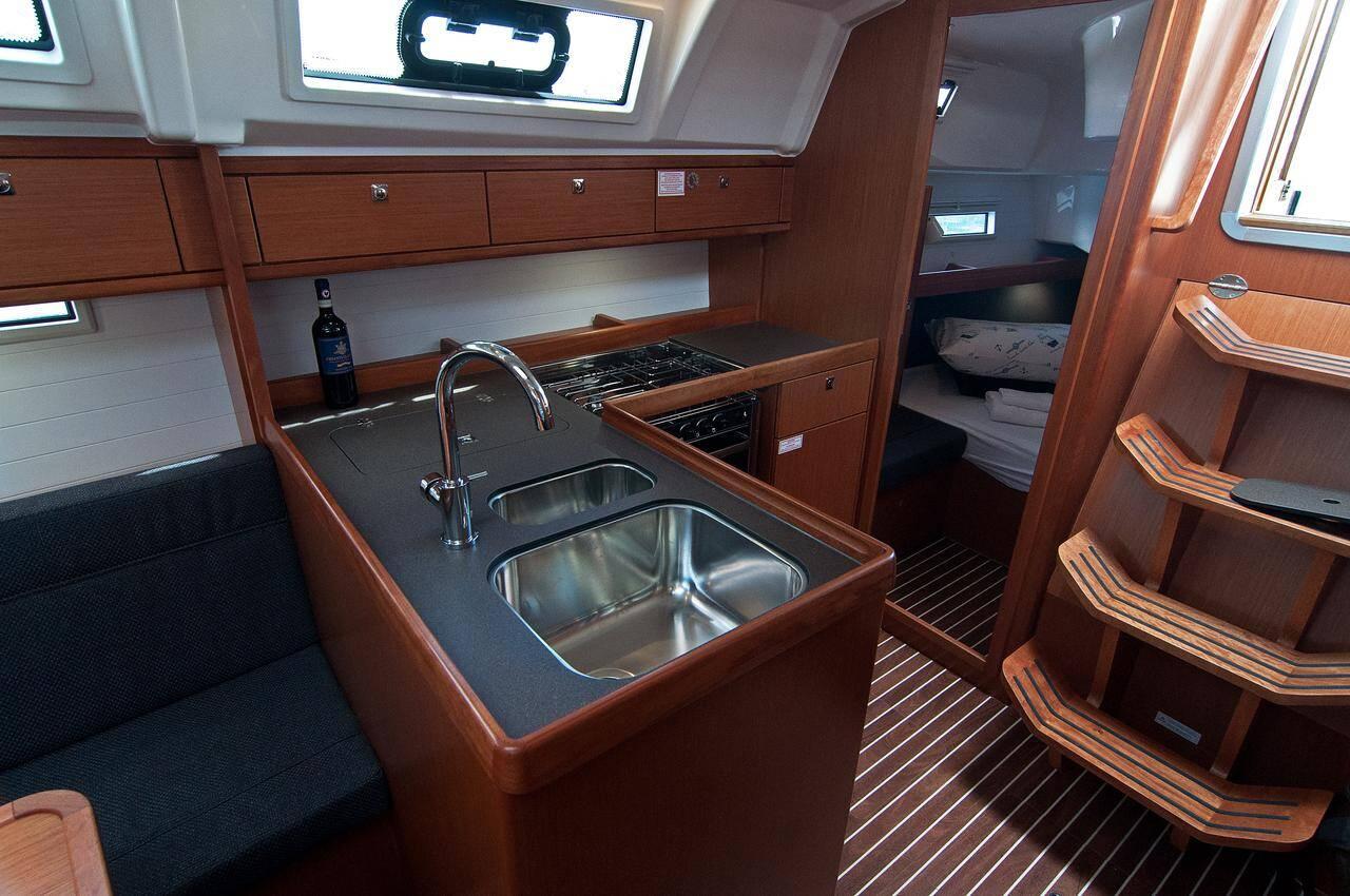Bavaria Cruiser 37 - 3 cab., picture 4