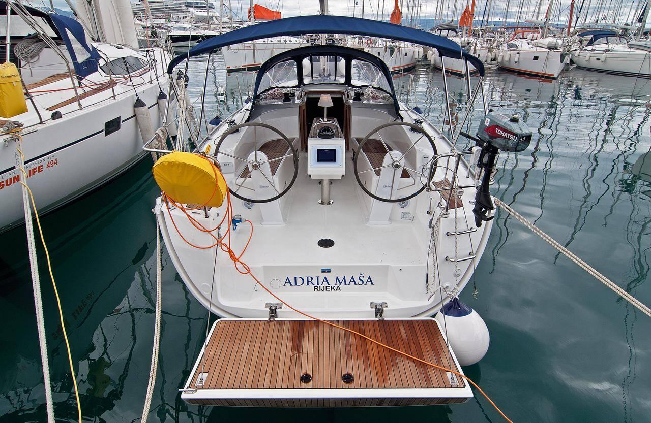 Bavaria Cruiser 34, picture 1