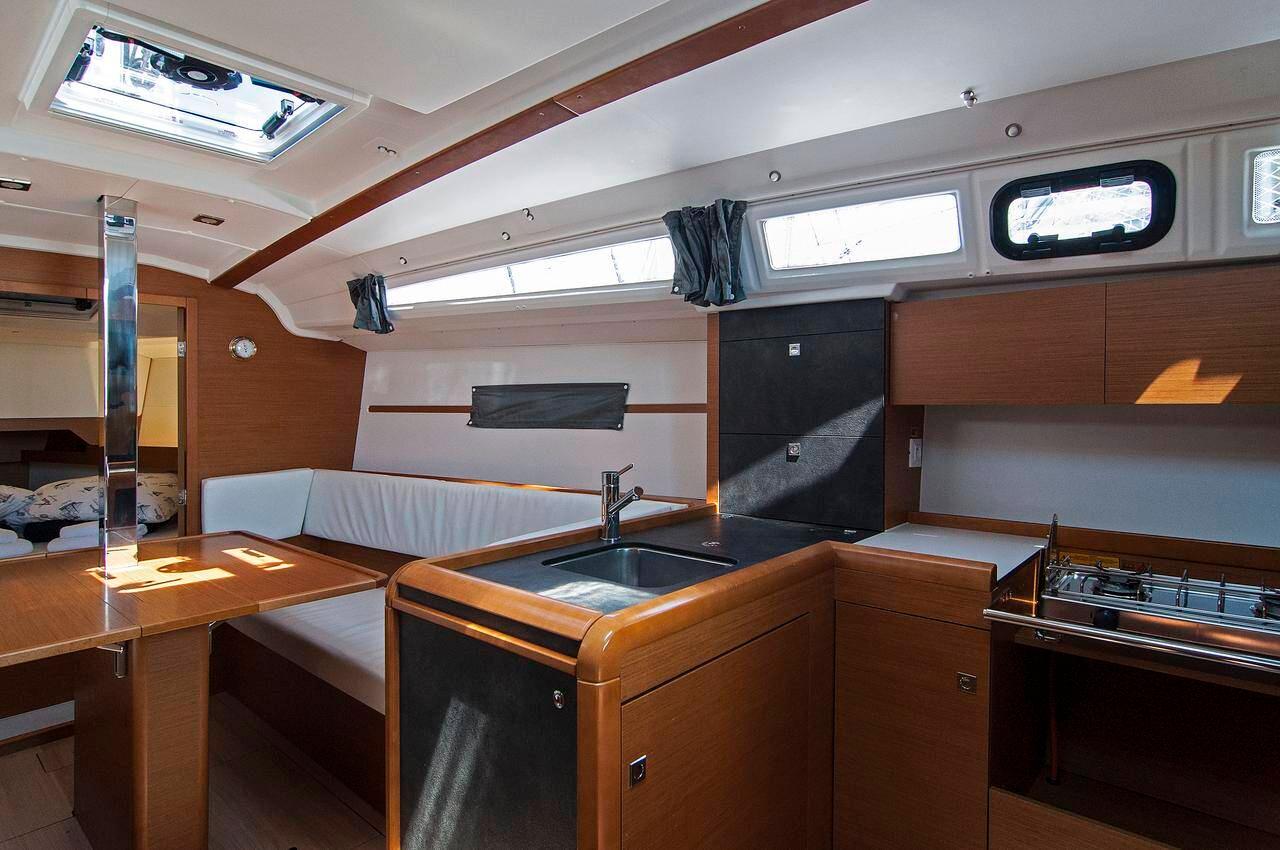 Sun Odyssey 349 - 3 cab., picture 5