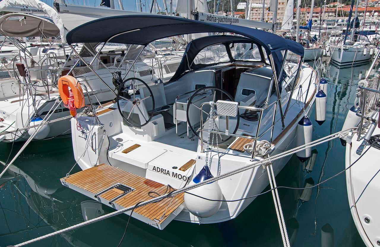 Sun Odyssey 349 - 3 cab., picture 3