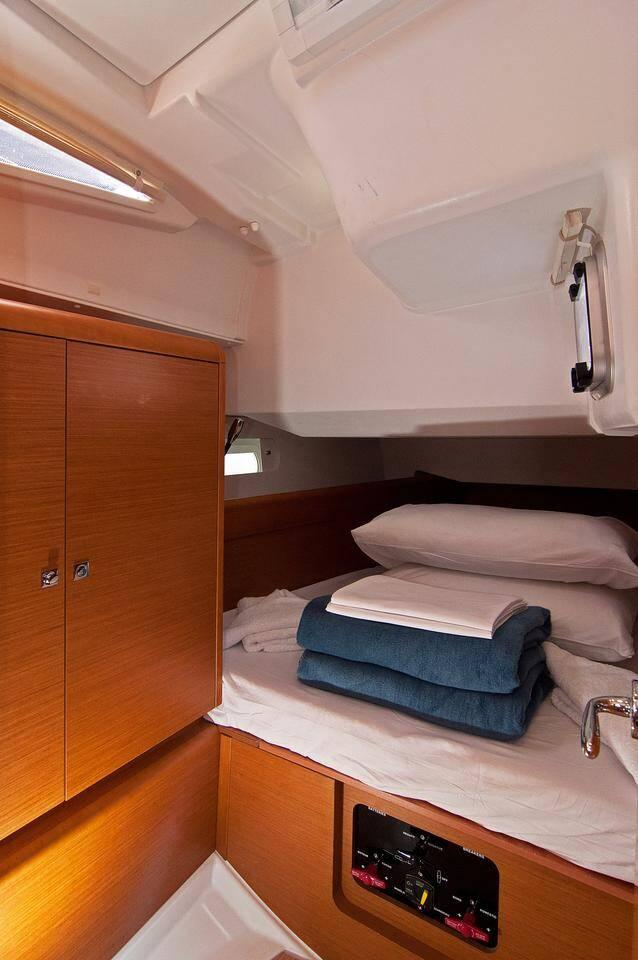 Sun Odyssey 449, picture 7