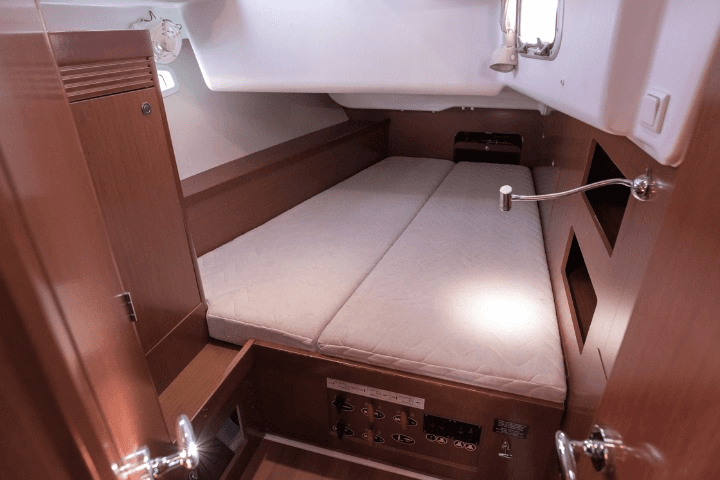 Oceanis 50, picture 12